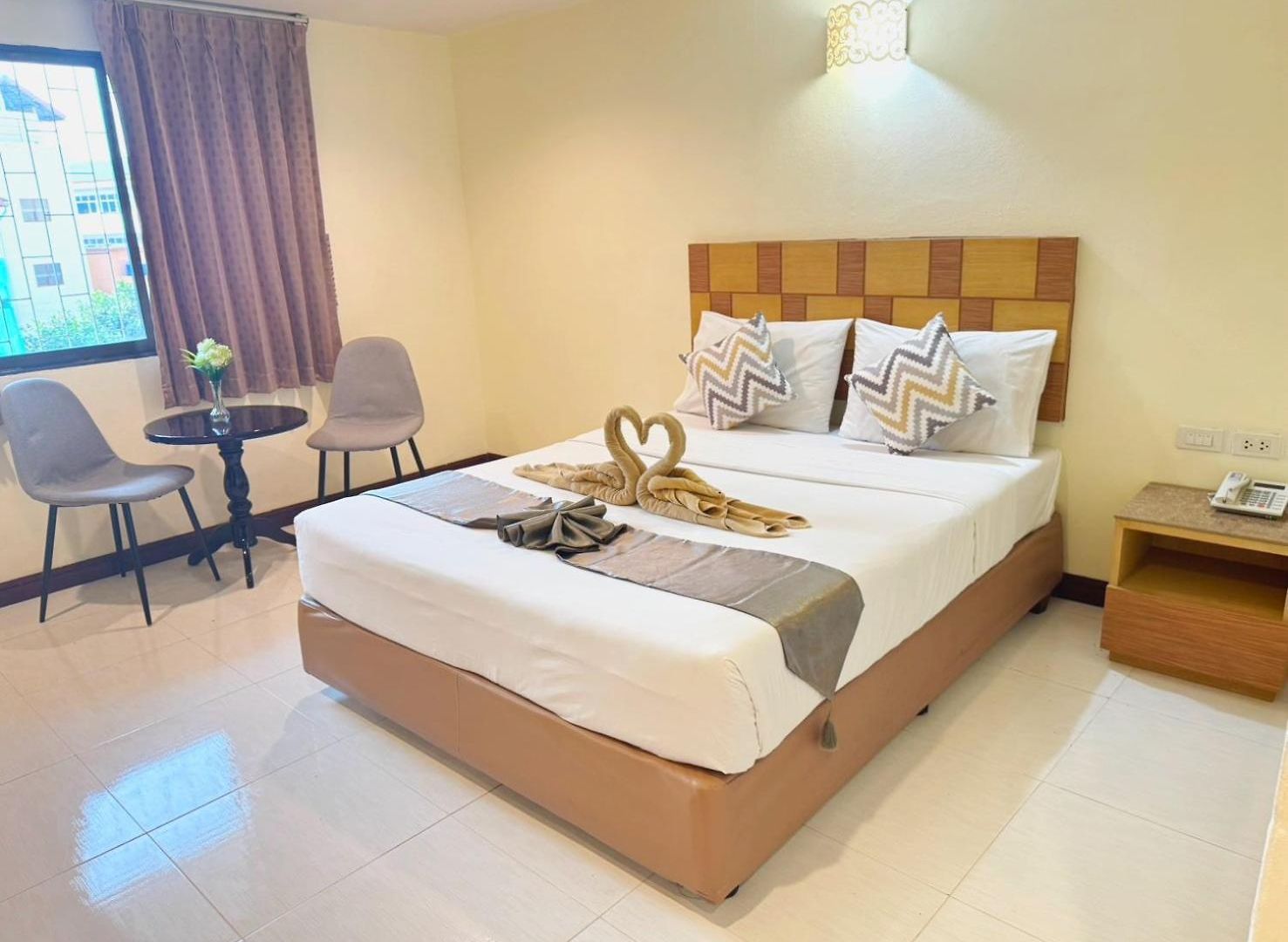 โรงแรม Bensri