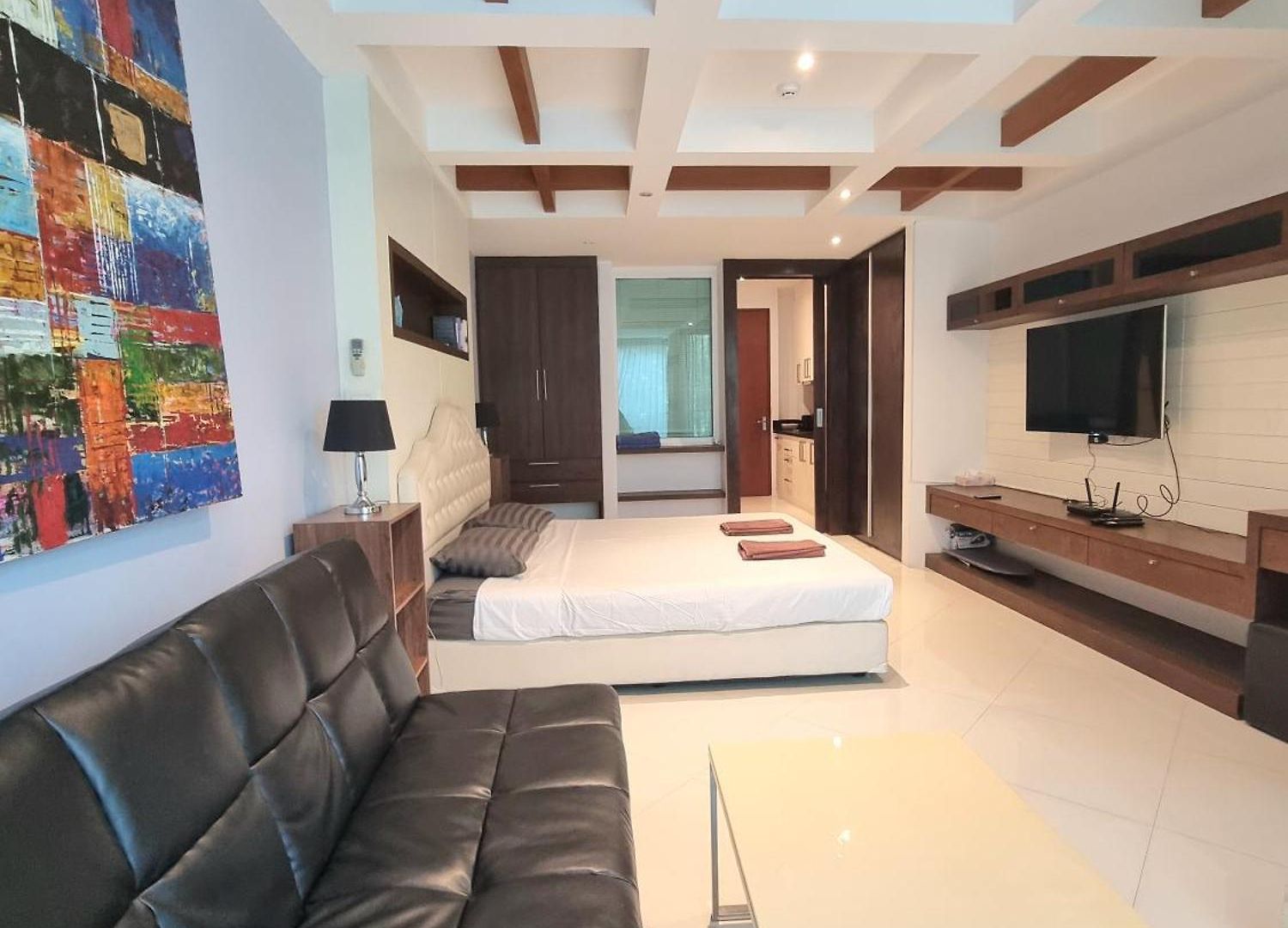Diamond Apartment *