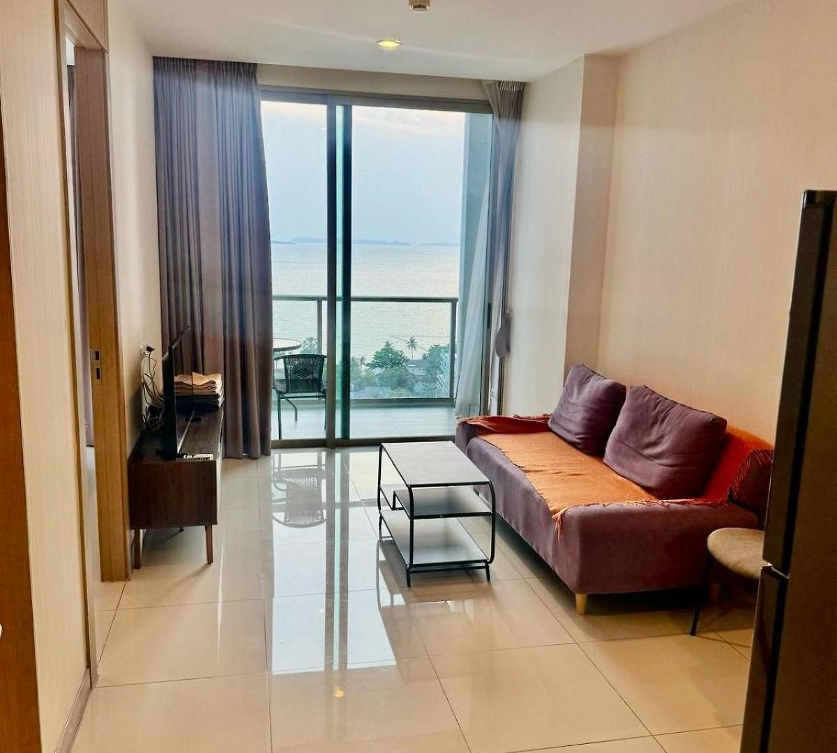 อพาร์ทเม้น Riviera Wongamat Pattaya