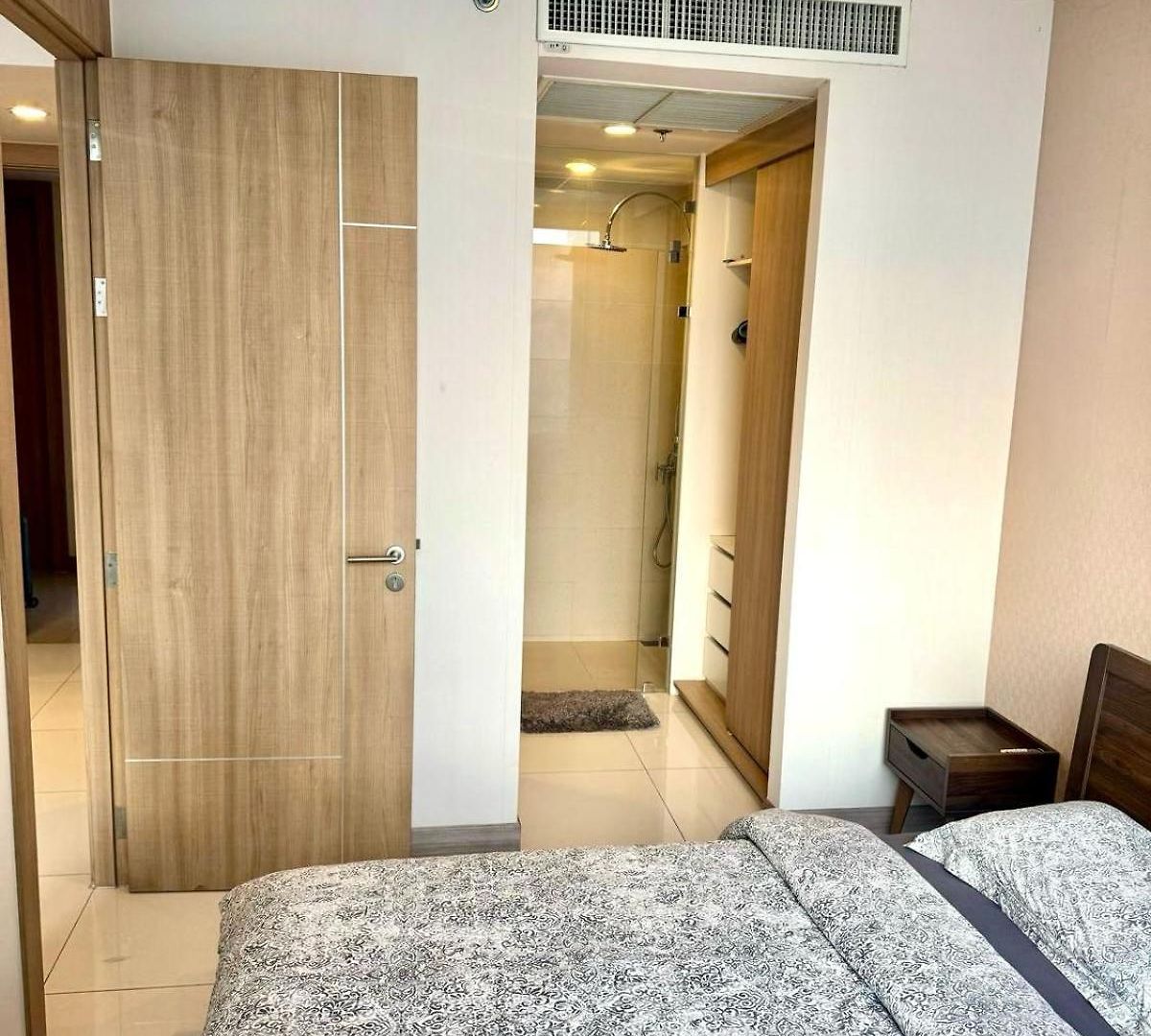 Riviera Wongamat อพาร์ทเม้น *