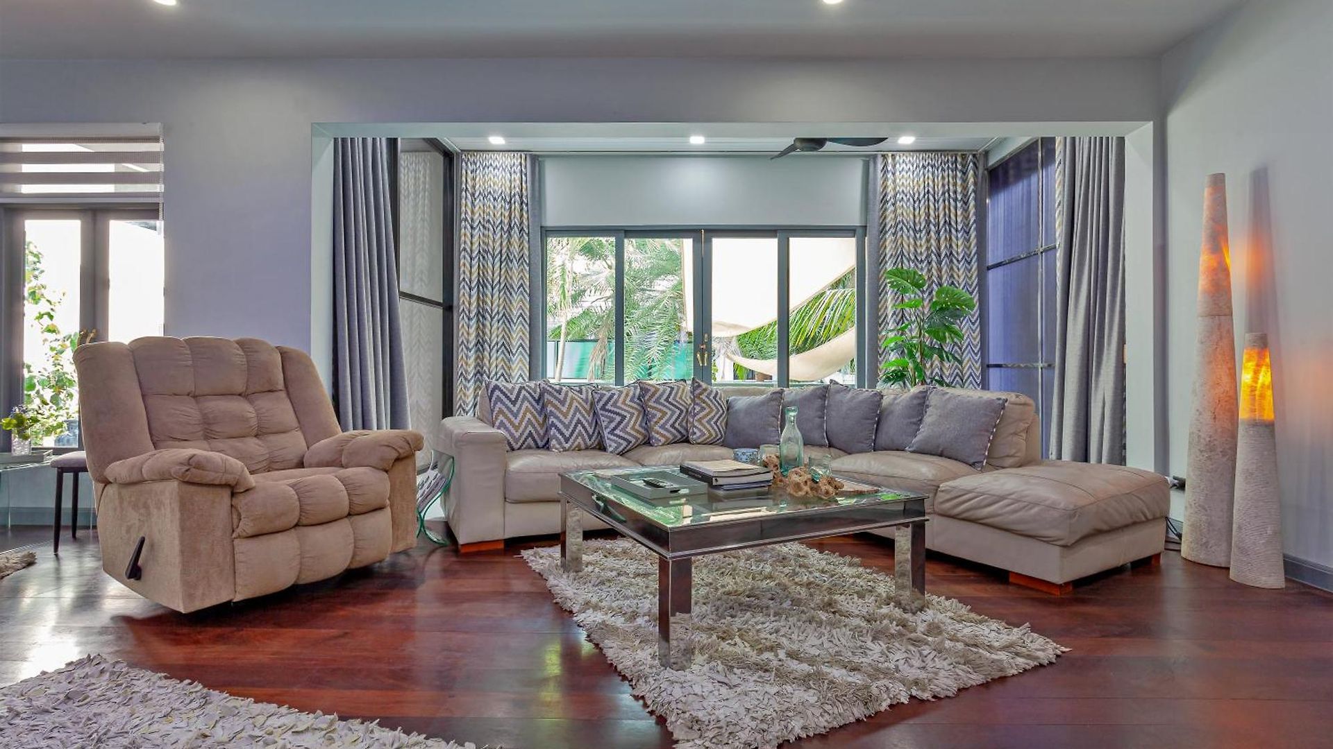 Angels-villa-pattaya-near-walking-street-4bed-8-people วิลล่า