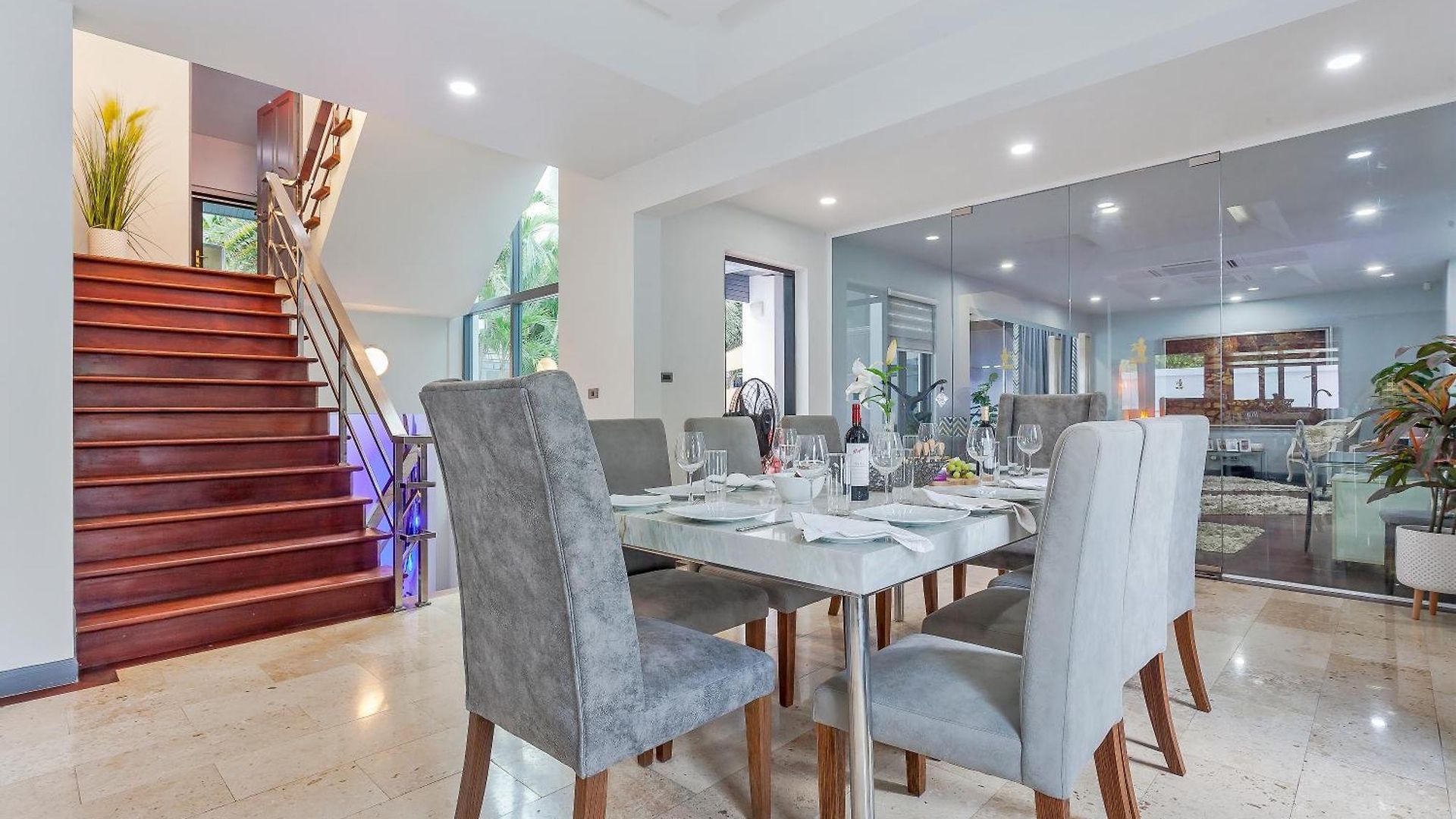 วิลล่า Angels-villa-pattaya-near-walking-street-4bed-8-people *