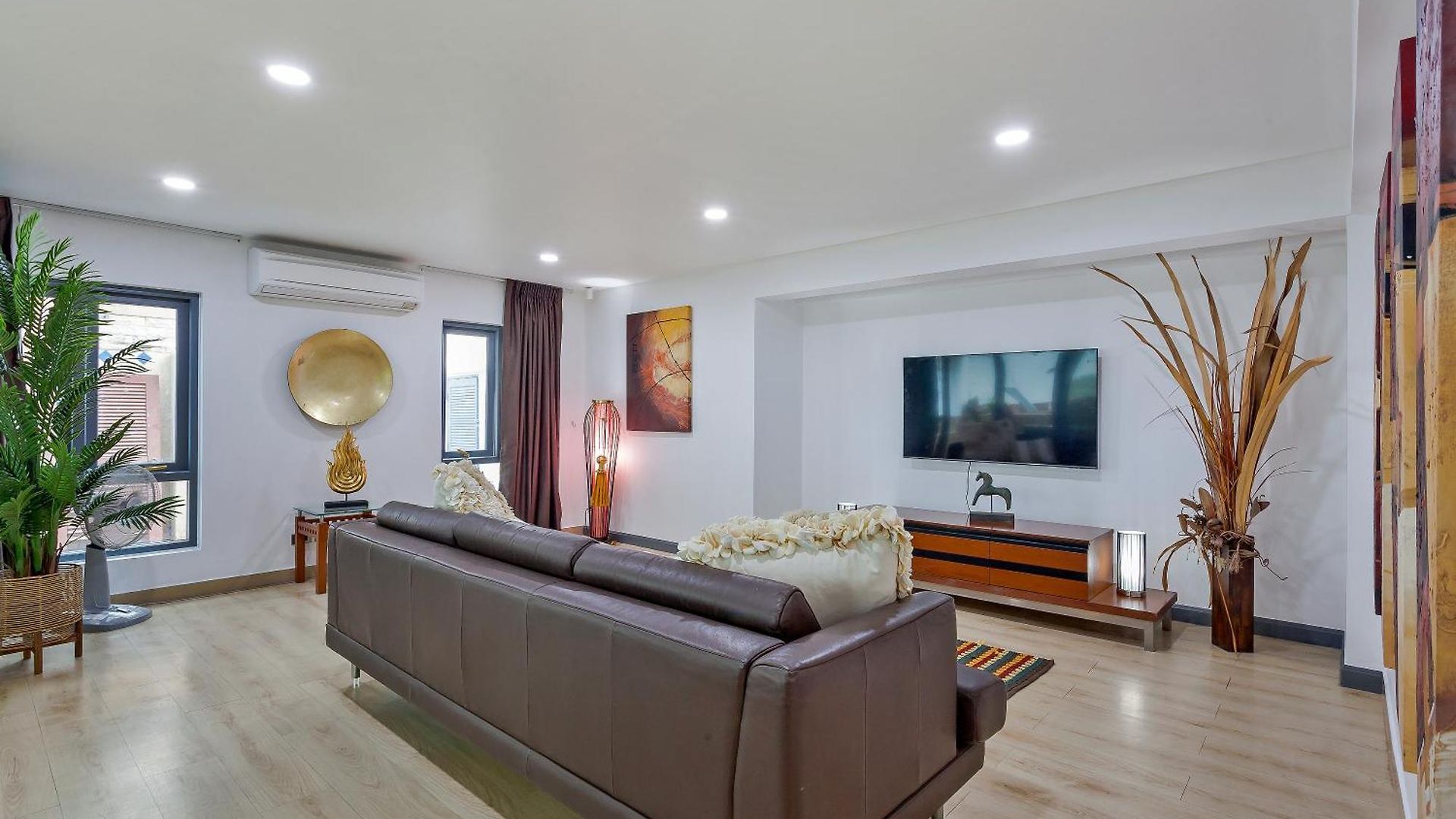 Angels-villa-pattaya-near-walking-street-4bed-8-people * Pattaya
