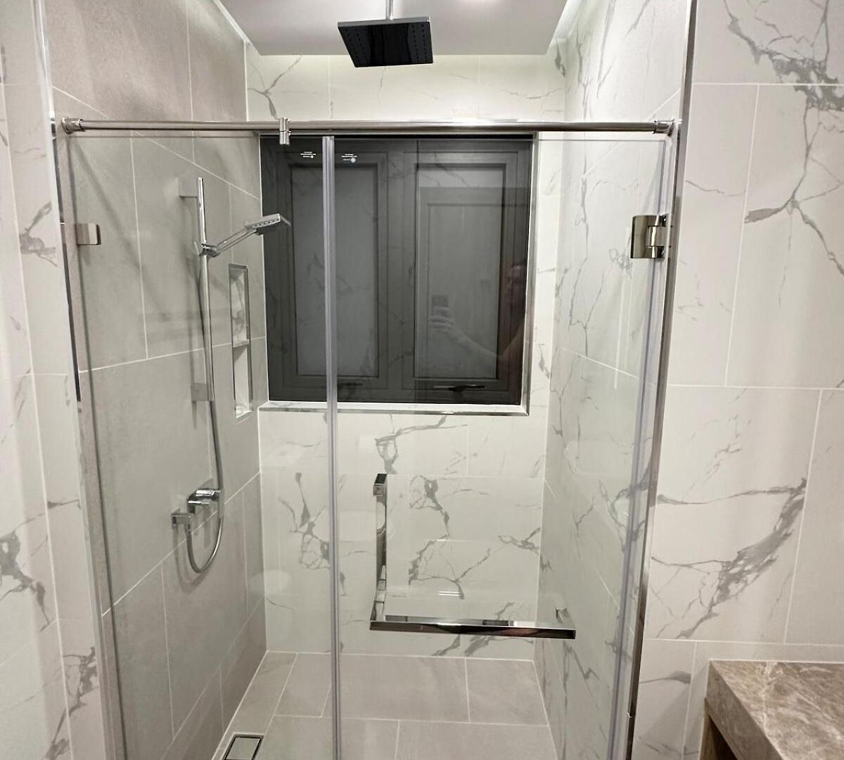 Super Luxury 3 Bedroom Private Pool With Jacuzzi, Near 711, 10 Minutes To Walking Street And - Mt8 วิลล่า Pattaya
