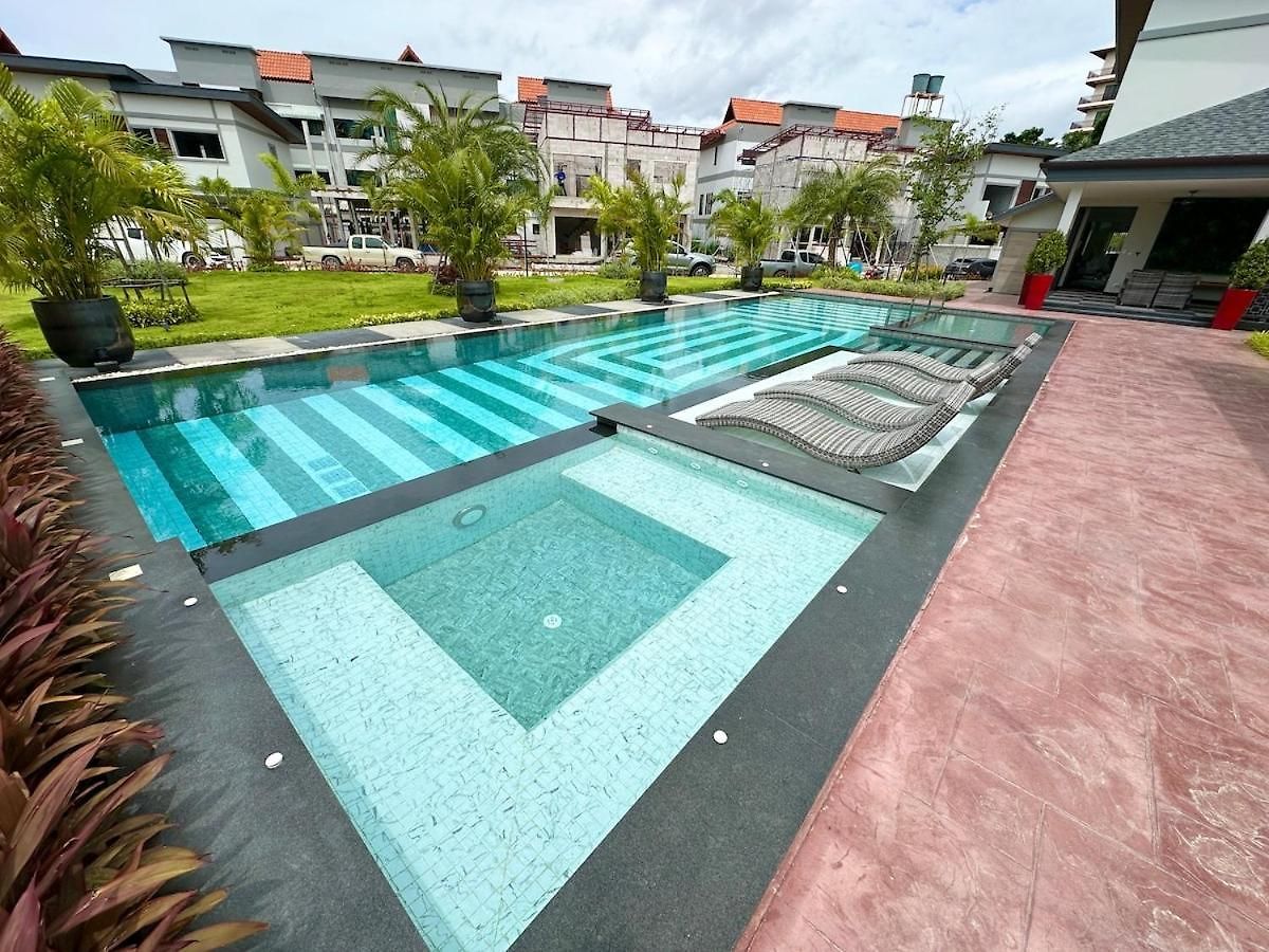 วิลล่า Super Luxury 3 Bedroom Private Pool With Jacuzzi, Near 711, 10 Minutes To Walking Street And - Mt8 *