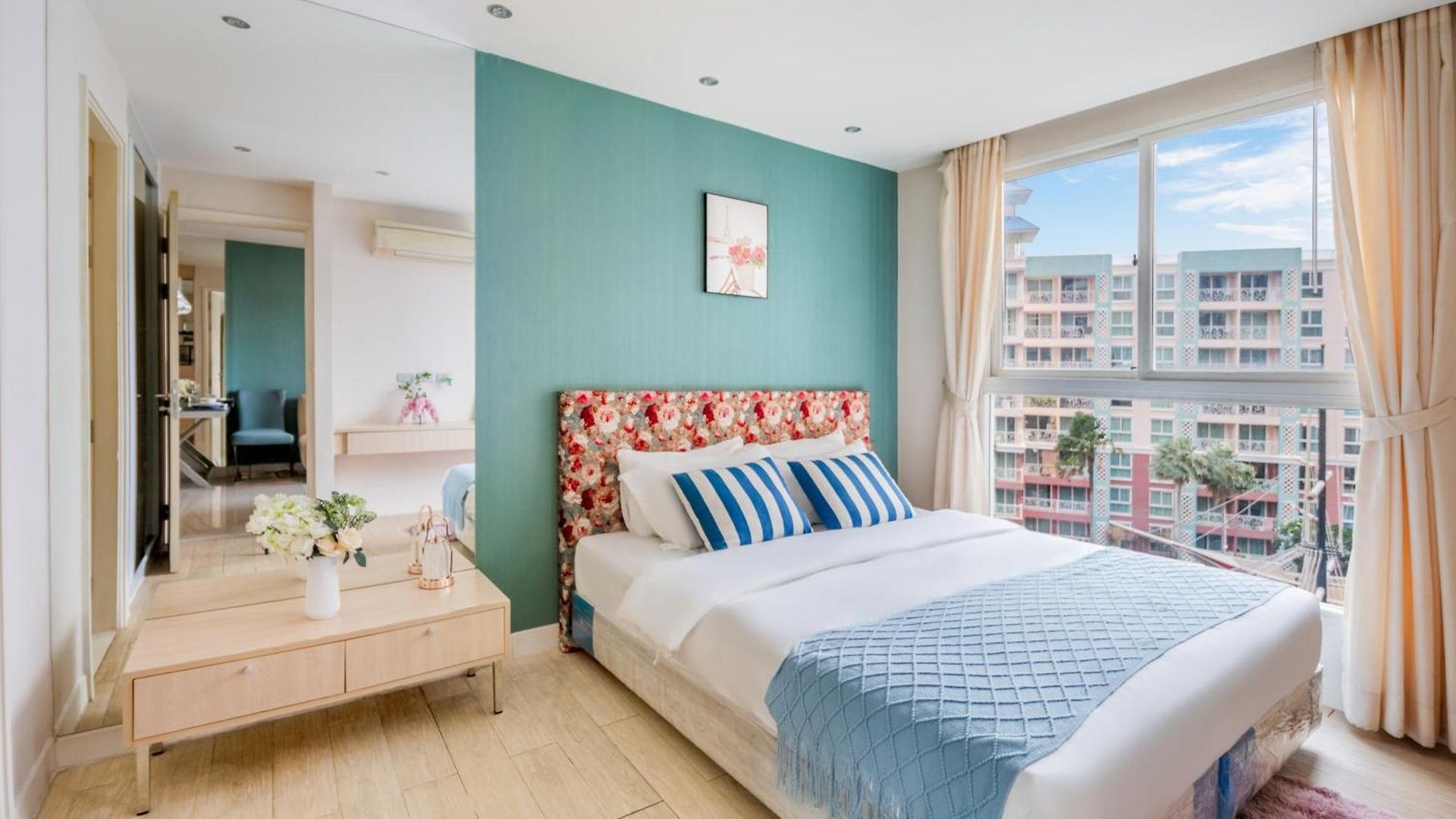 Grande Caribbean One-bedroom Near Walking Street And Jomtien