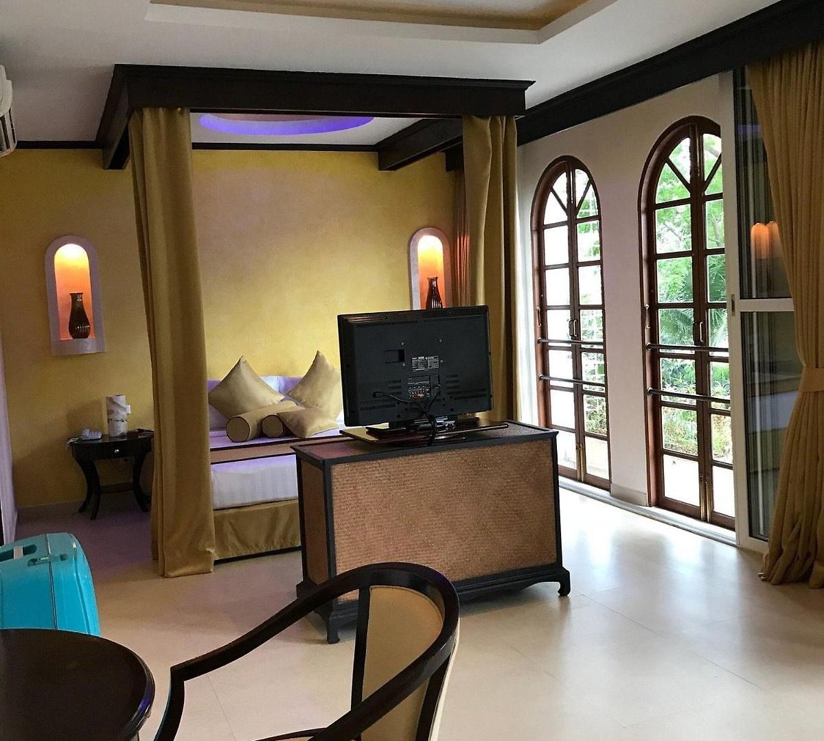 Poseidon Boutique 3*