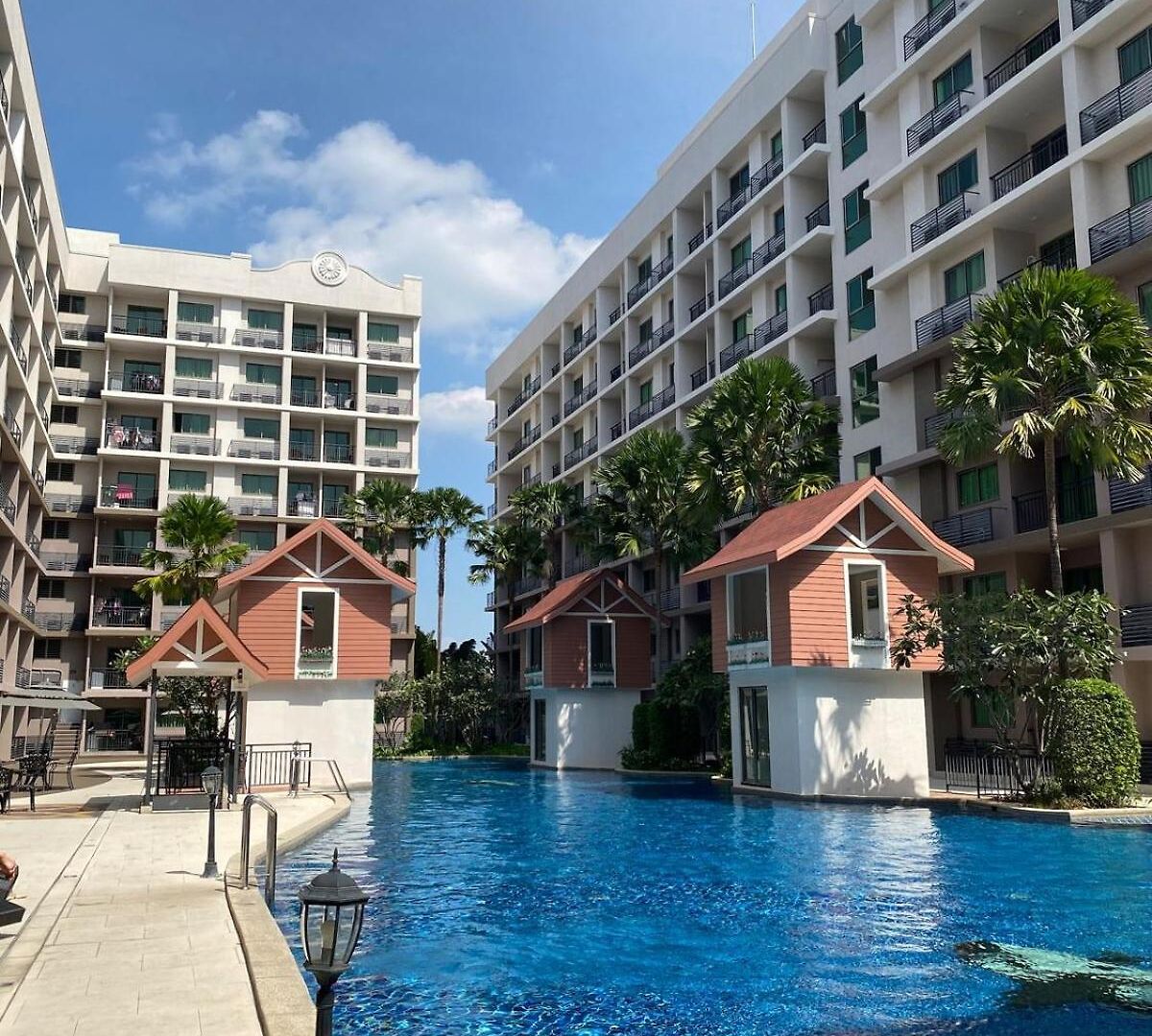 อพาร์ทเม้น Comfort In The Water Park Pattaya