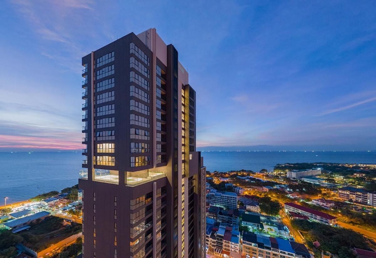 อพาร์ทเม้น New! The Panora 1br King Seaview Penthouse Pattaya