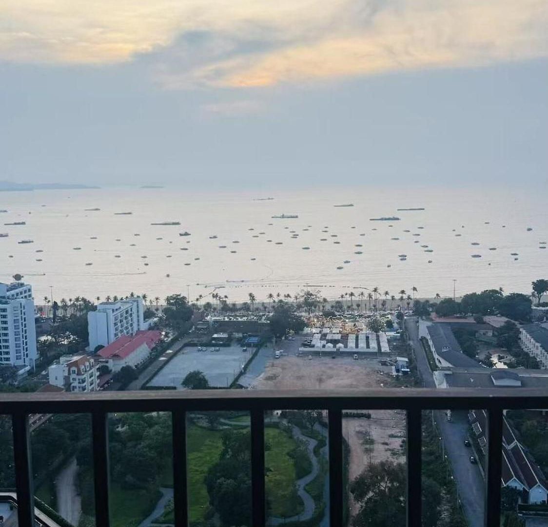 Seaview The Scenery Is Beautiful Pattaya