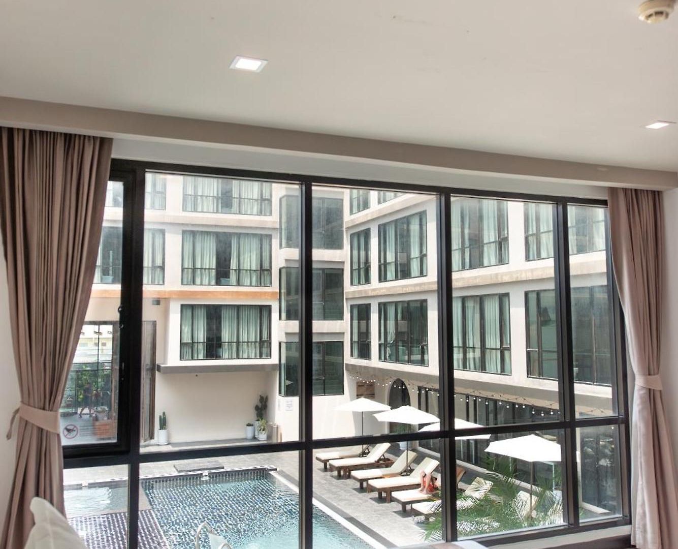 โรงแรม Beston - Sha Certified 4*