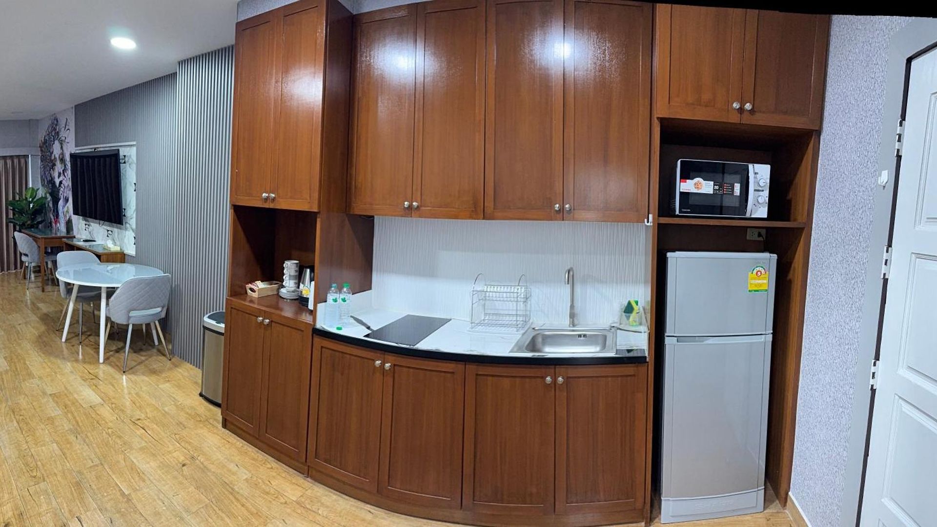 อพาร์ตโฮเทล View Talay 6 By Aegean 4*