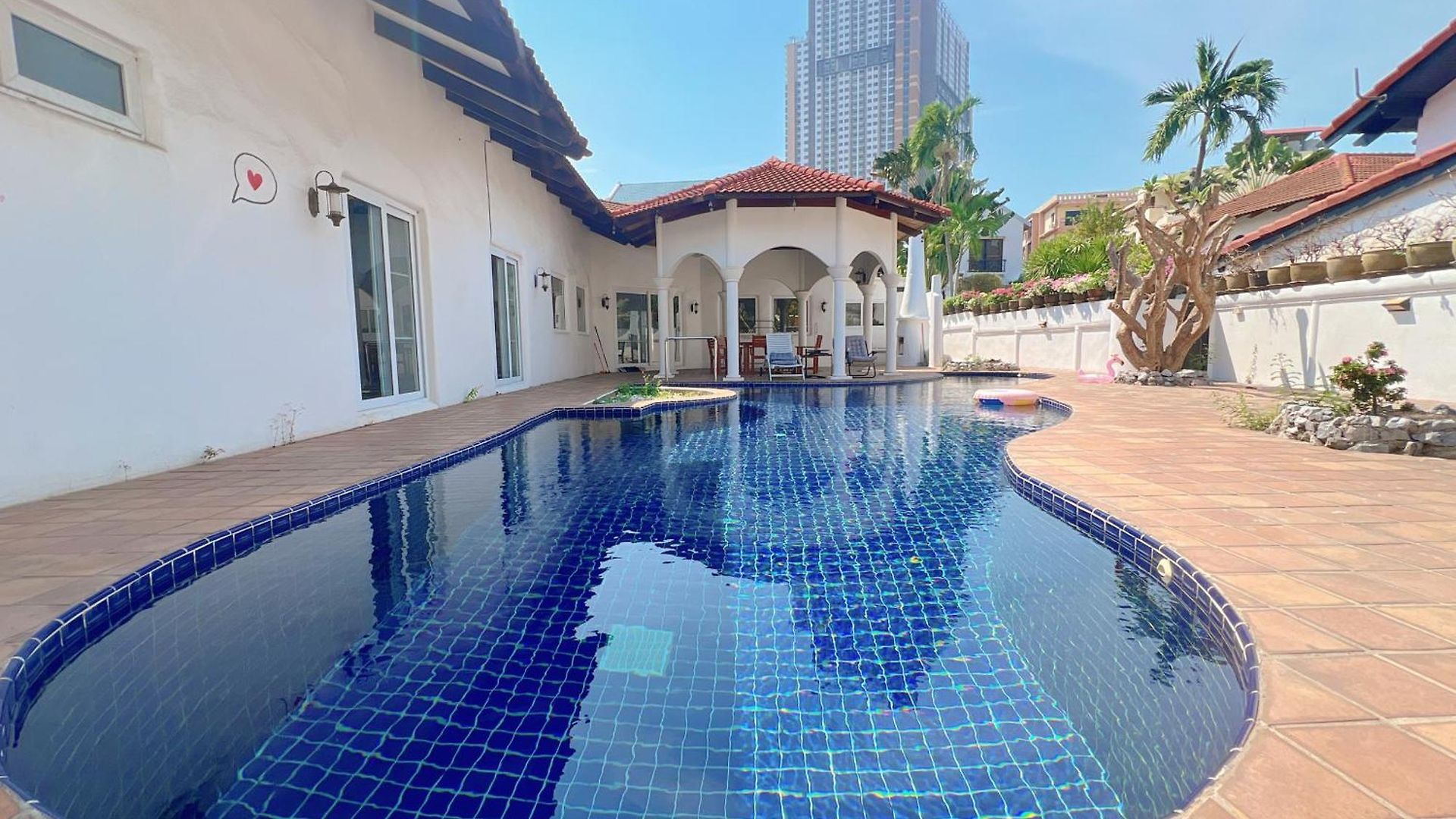Gary Pool Pattya วิลล่า Pattaya