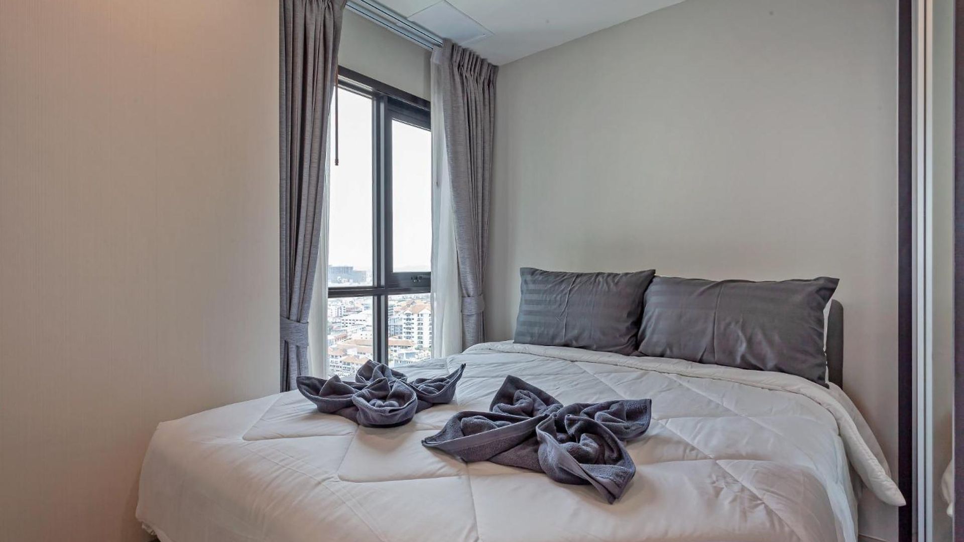 2 Bedroom Sea View, The Base อพาร์ทเม้น