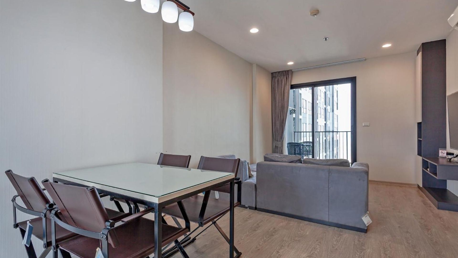 2 Bedroom Sea View, The Base *
