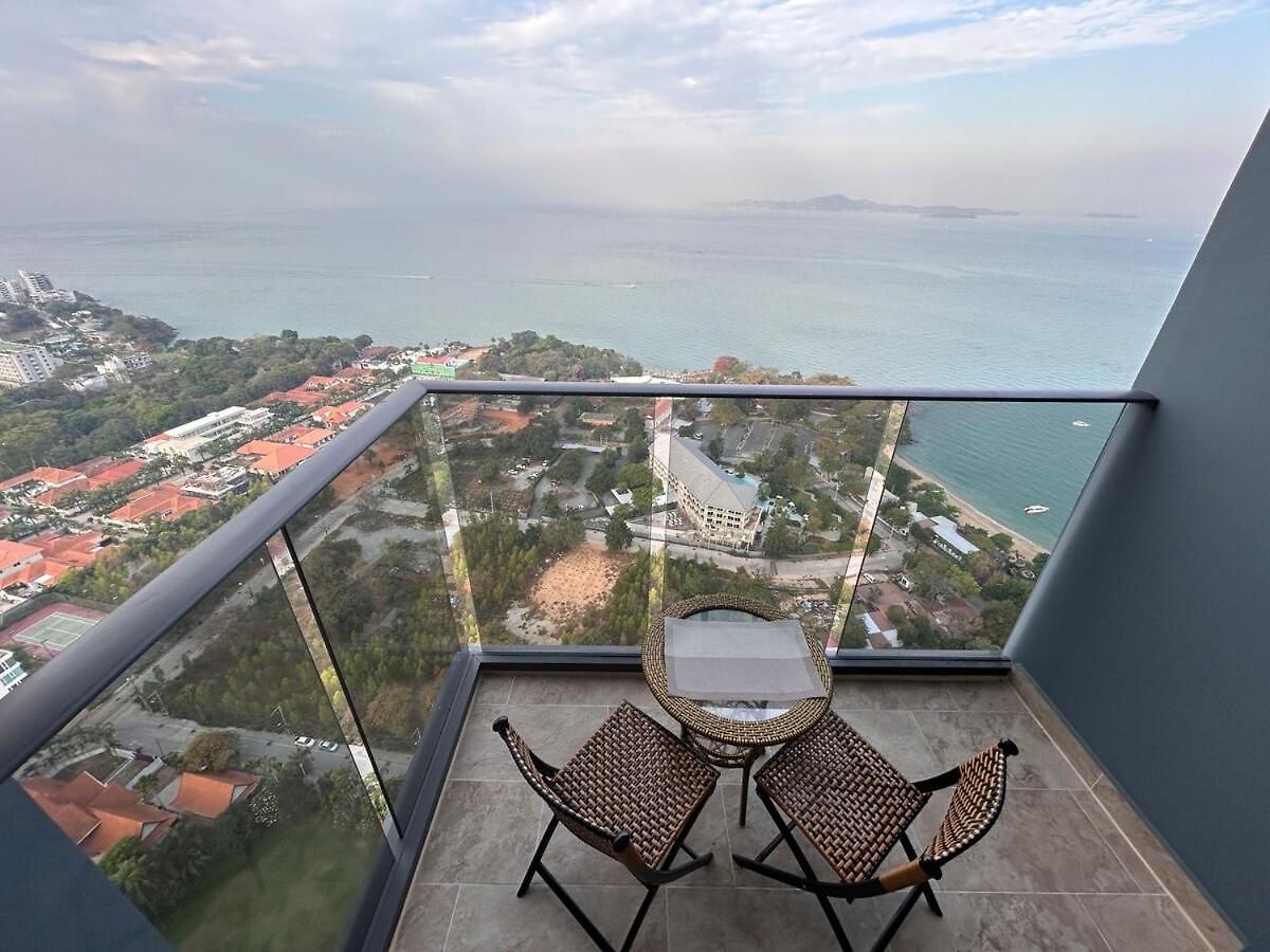 อพาร์ทเม้น Floor New Amazing With Sea View *
