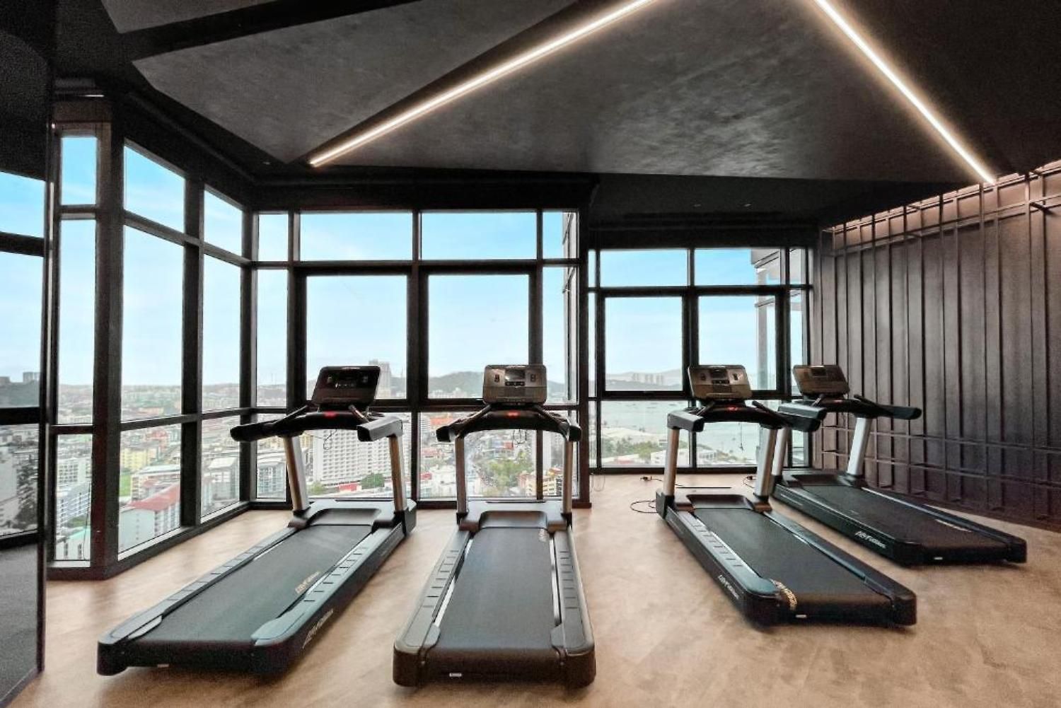 Utrip # Edge Apartment *