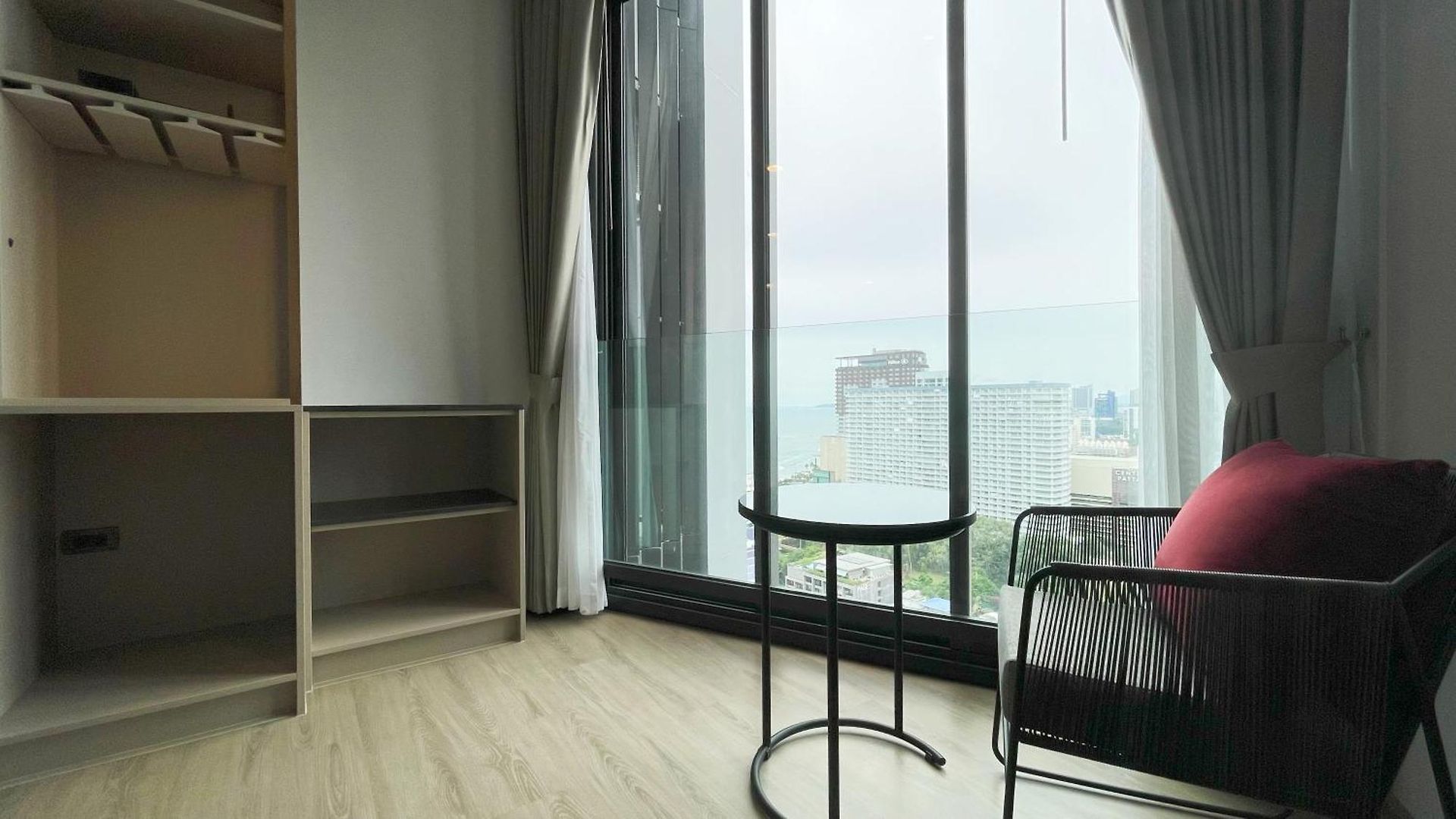 Apartment Utrip # Edge Pattaya
