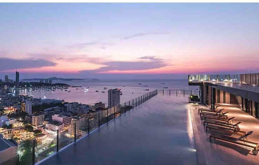 Base Perfect Spot Seaview 23 Floor * Pattaya