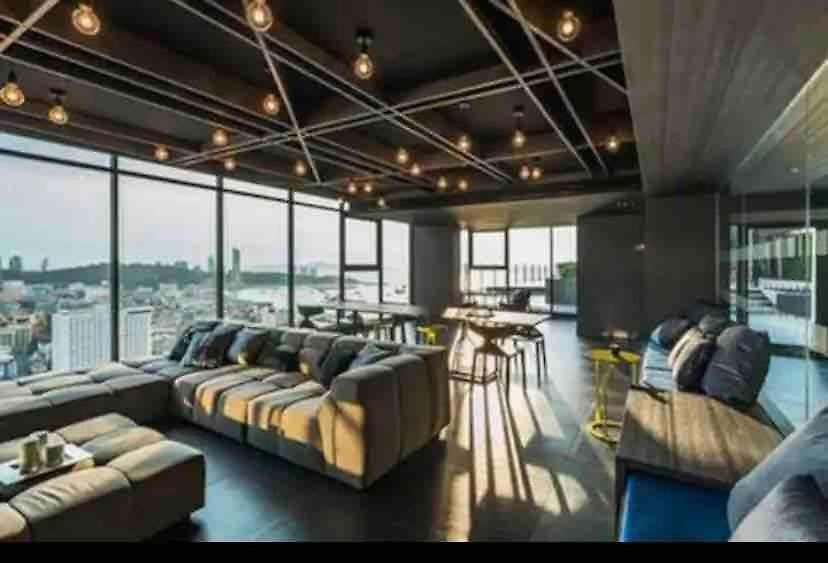 อพาร์ทเม้น Base Perfect Spot Seaview 23 Floor