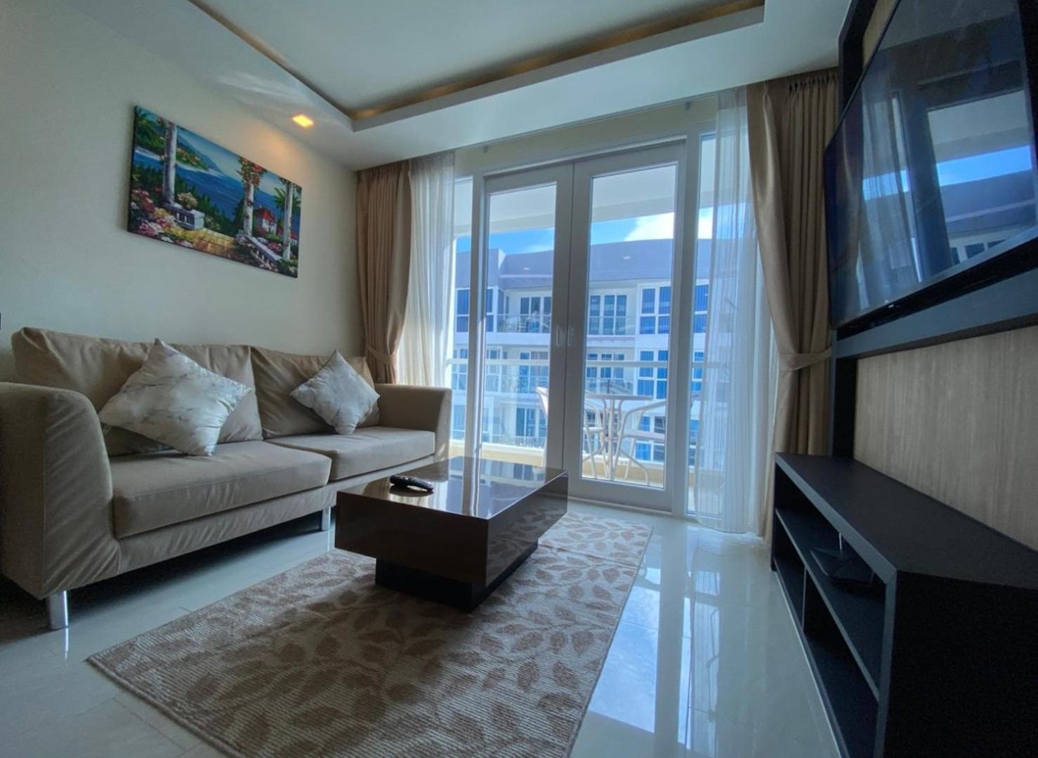 Grand Avenue X Monthstayz Thailand อพาร์ทเม้น Pattaya
