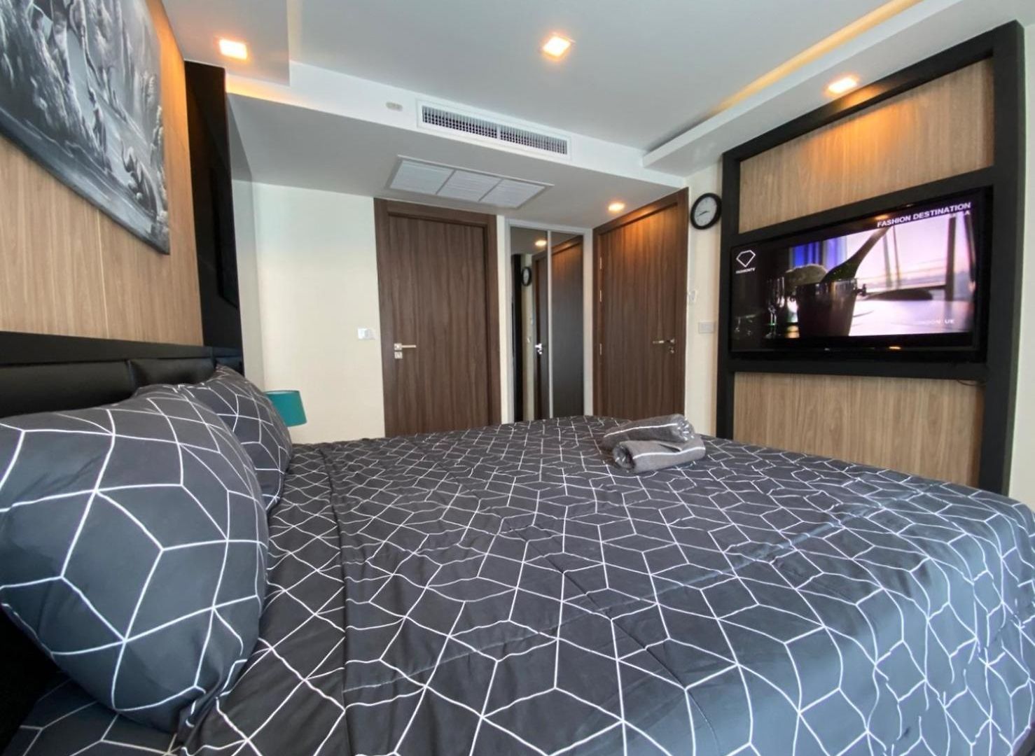 Grand Avenue X Monthstayz Thailand อพาร์ทเม้น *