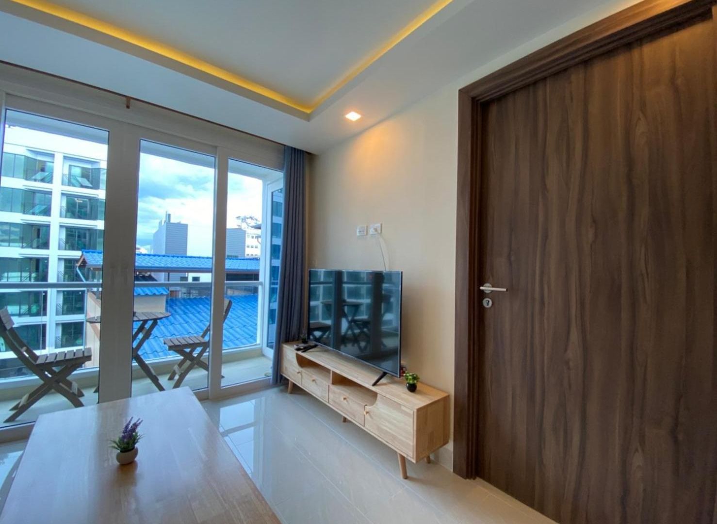 อพาร์ทเม้น Grand Avenue X Monthstayz Thailand Pattaya