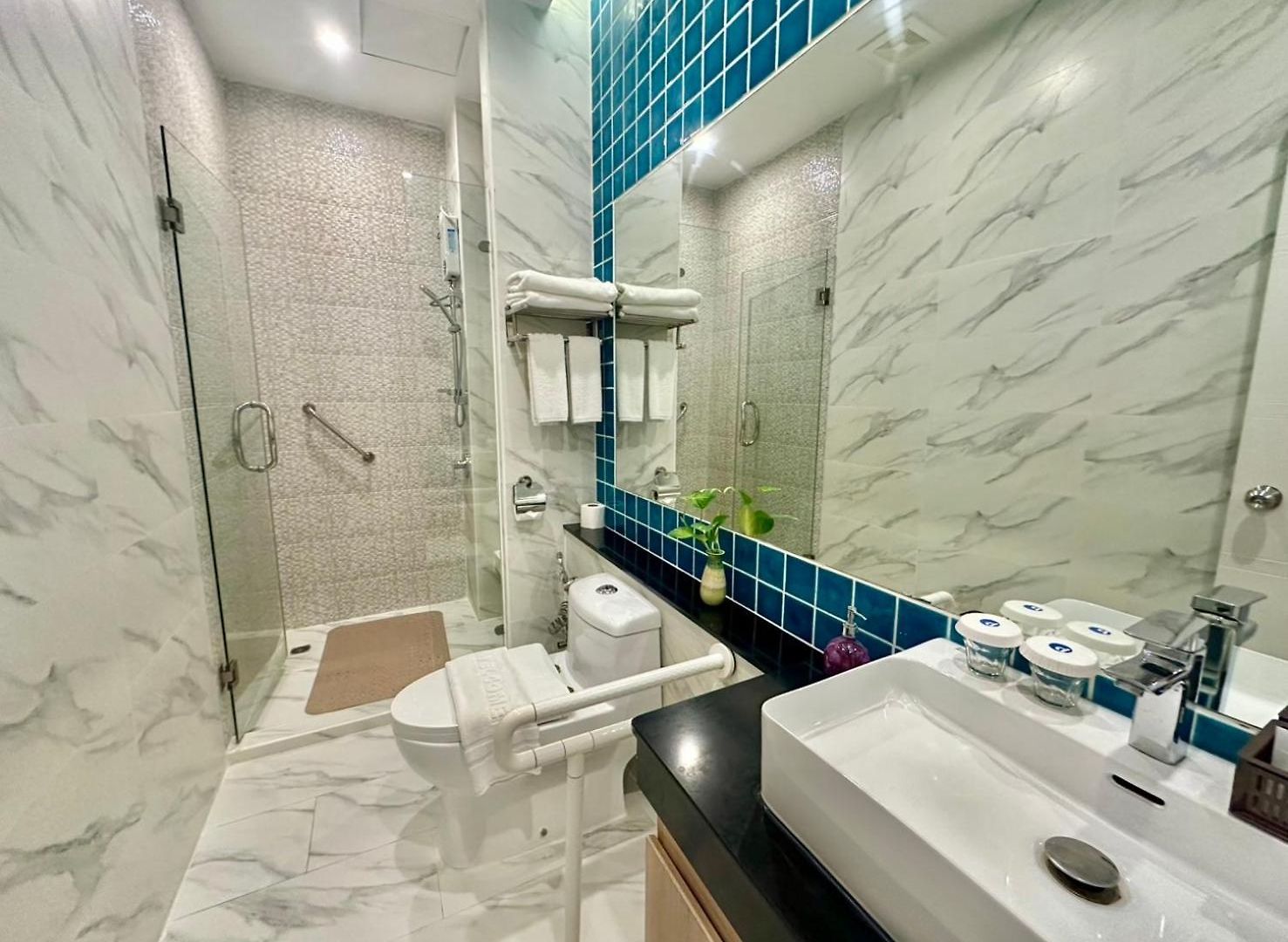 D Eco Wellness Center โรงแรม