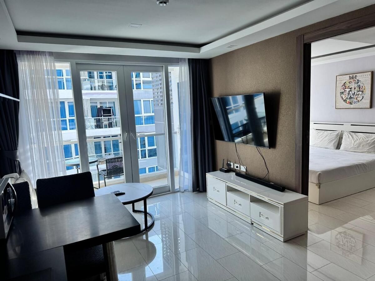Grand Avenue 1br Pool View Smart Tv Wifi 6th Floor อพาร์ทเม้น *