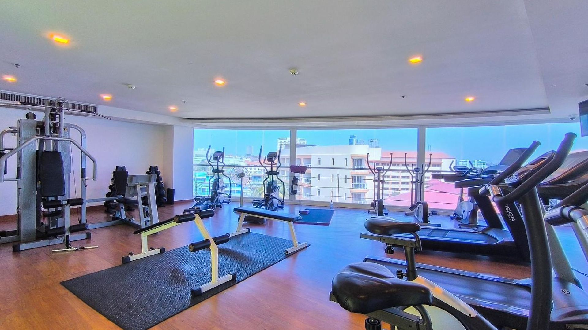 โรงแรม Nova By Compass Hospitality Pattaya