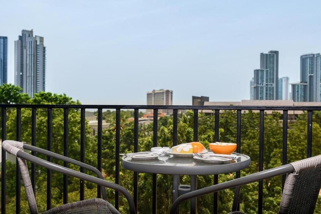 Stay Resort Pattaya โรงแรม 3*