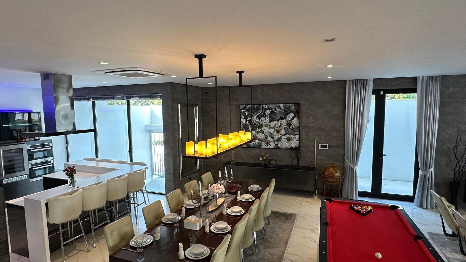 Villa Near & Walk Street Luxury Pattaya