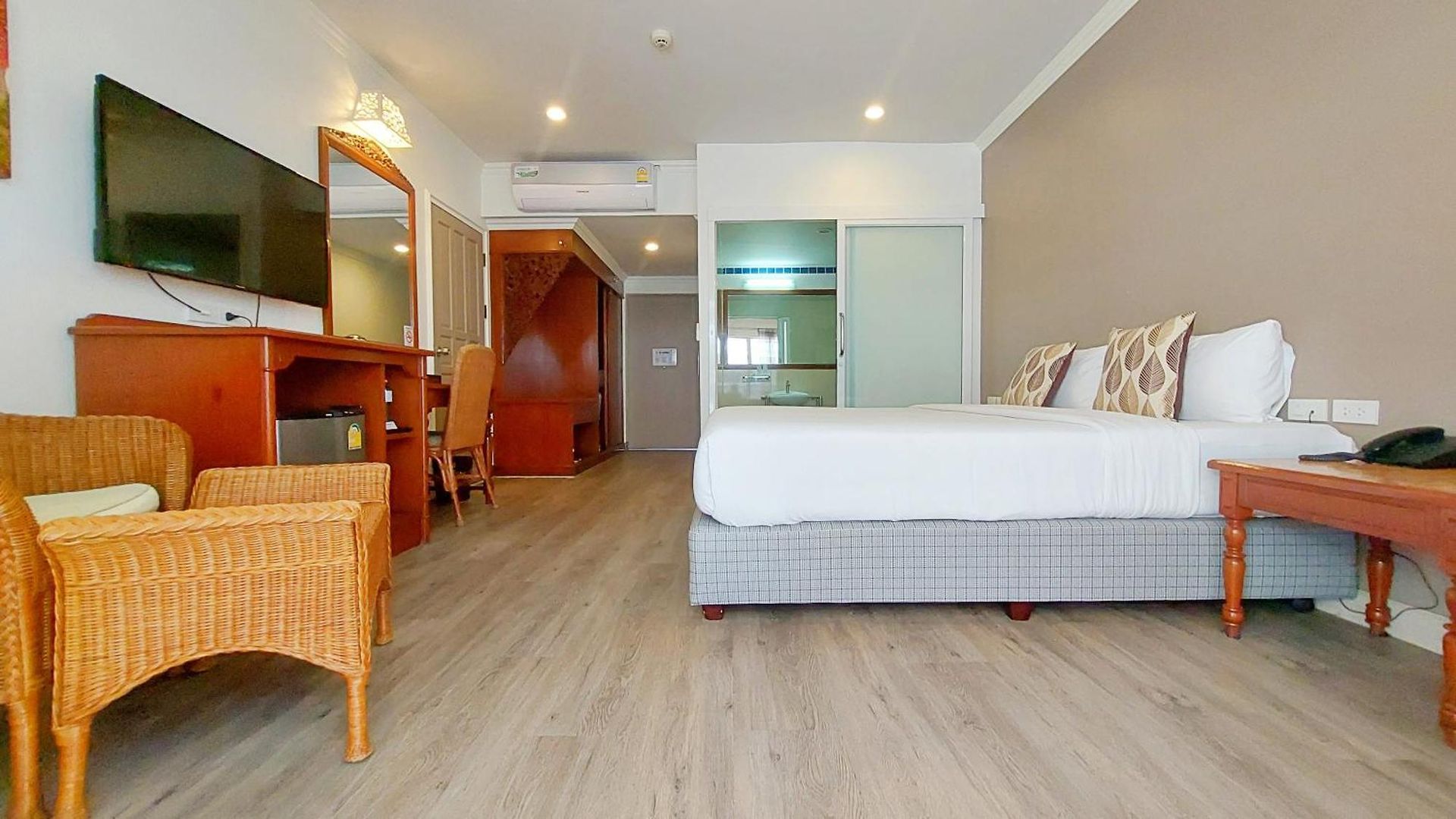 โรงแรม Sabai Sabana 4*