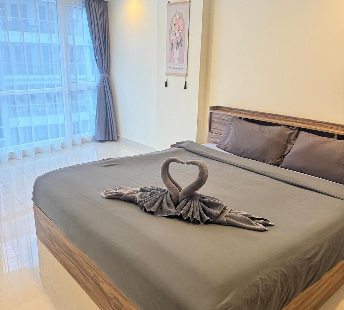 อพาร์ทเม้น Grand Avenue 1br 6th Floor Pool View Smart Tv Wifi Pattaya