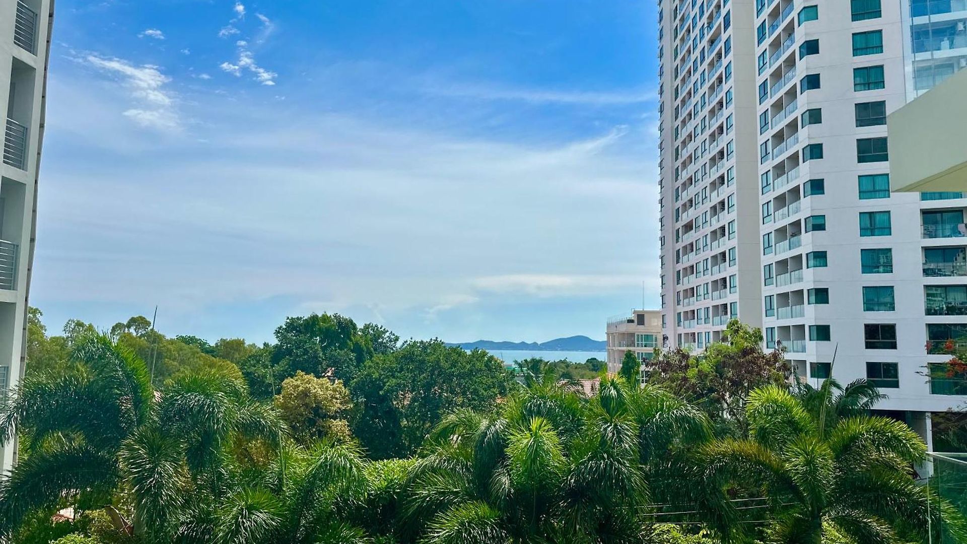 อพาร์ทเม้น уютная в европейском квартале, Pratumnak Pattaya