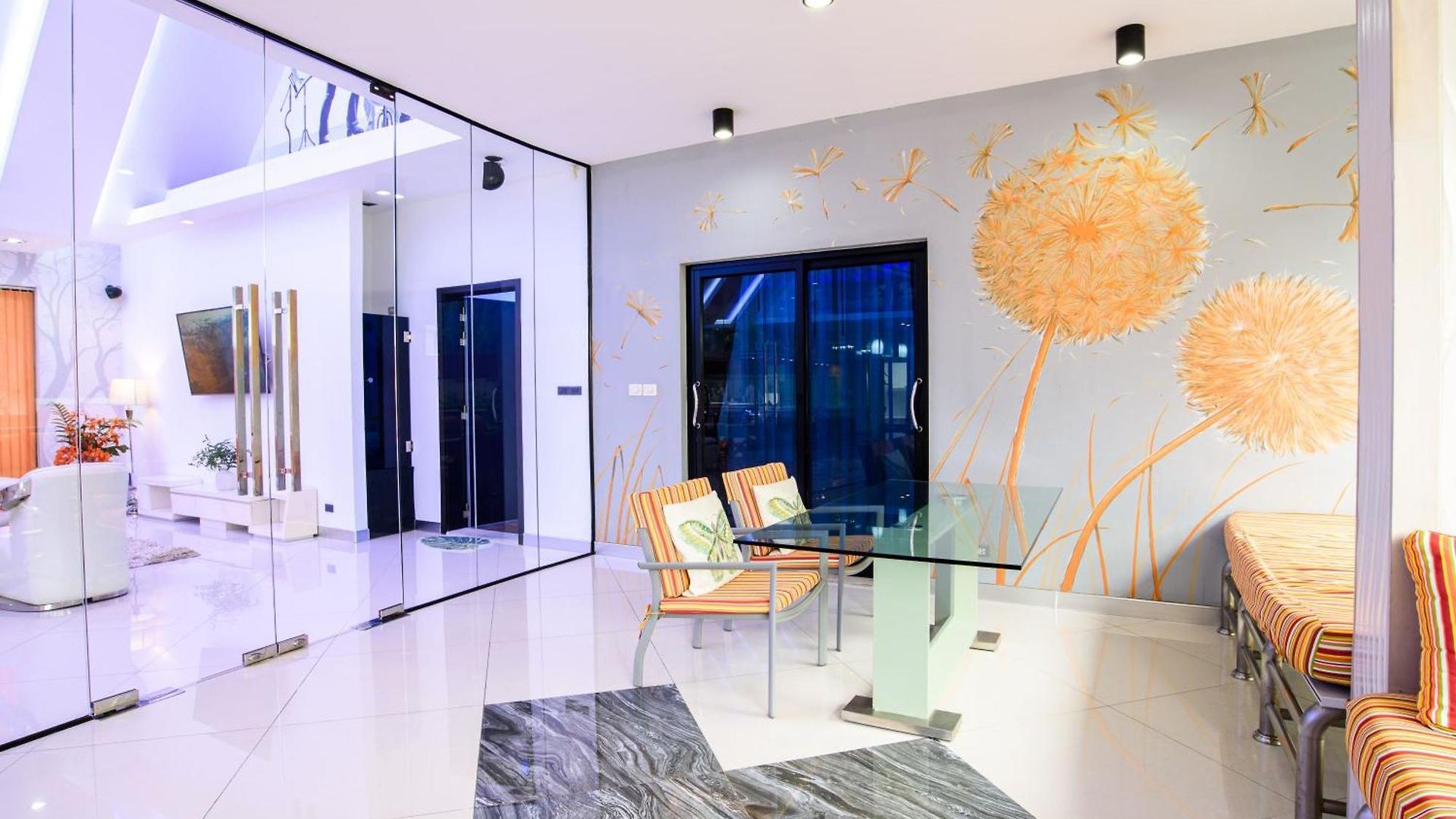 900m2 Near Walkstreet Luxury Pool
