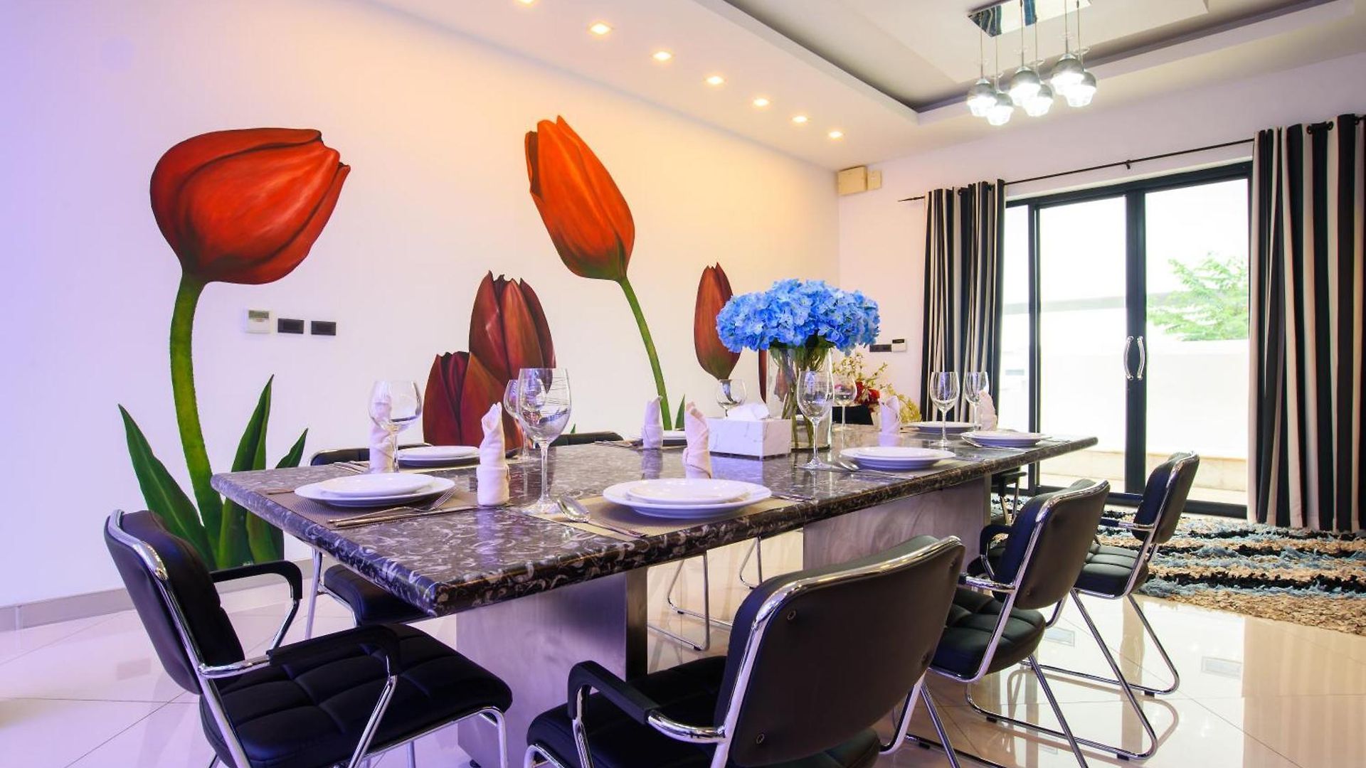 900m2 Near Walkstreet Luxury Pool Pattaya
