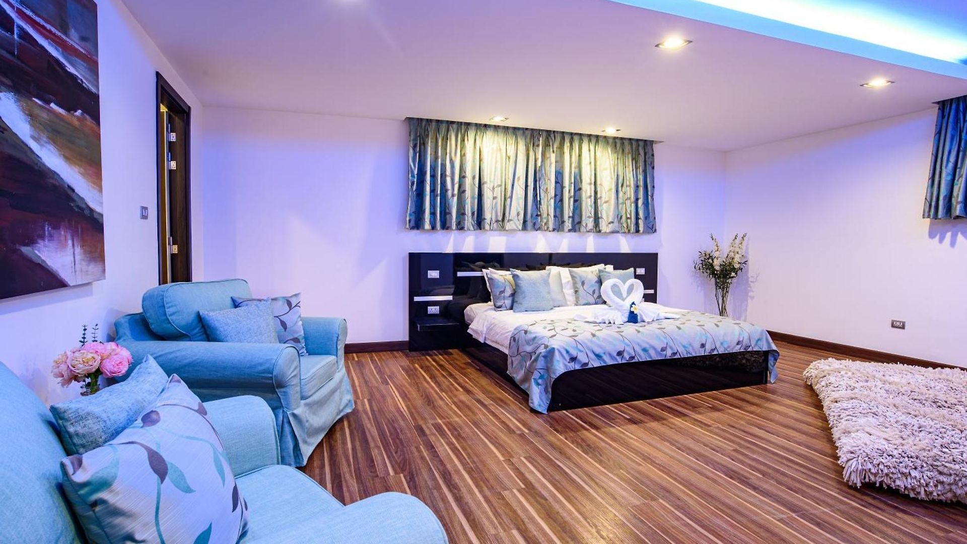 วิลล่า 900m2 Near Walkstreet Luxury Pool