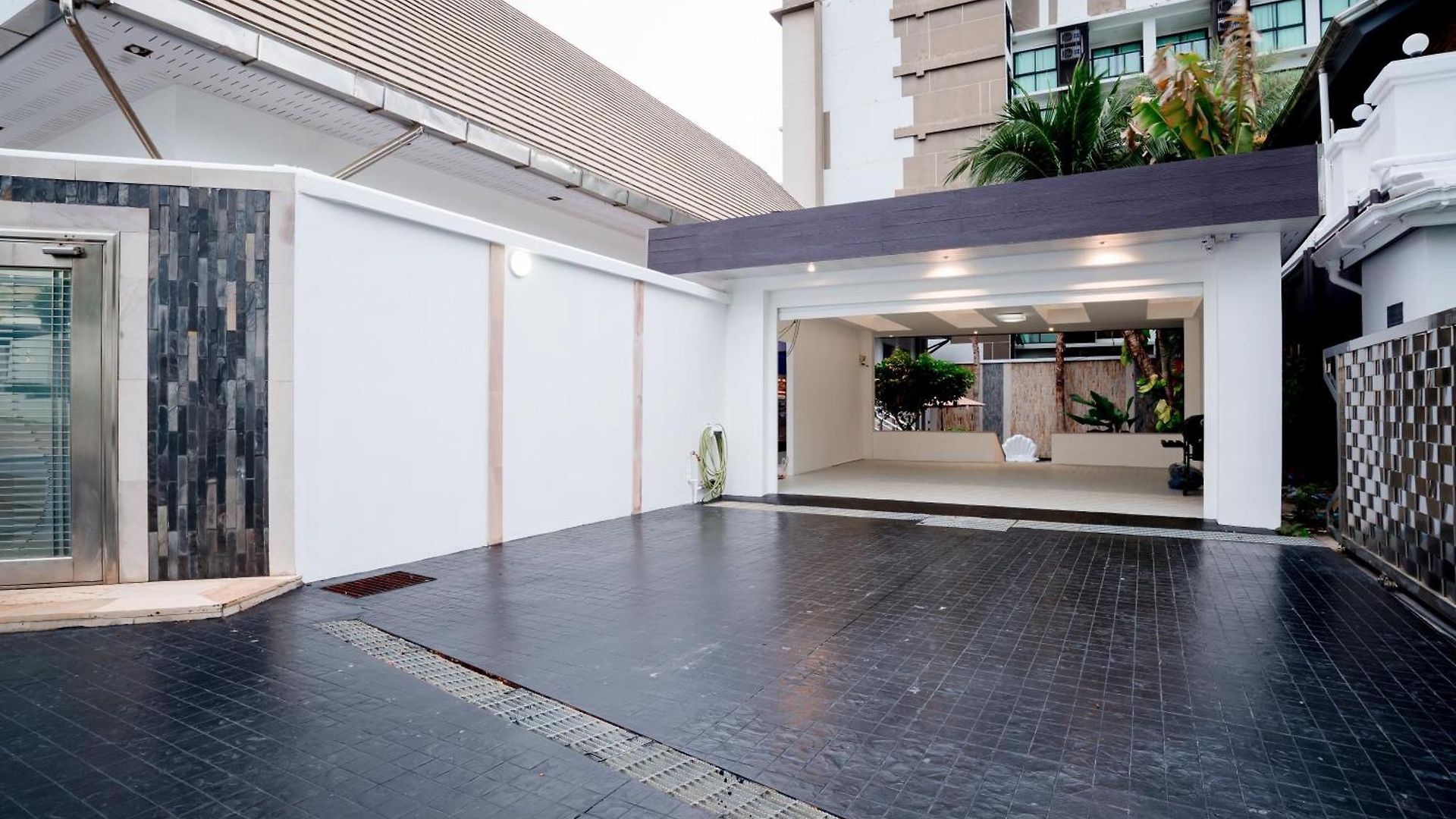 วิลล่า 900m2 Near Walkstreet Luxury Pool