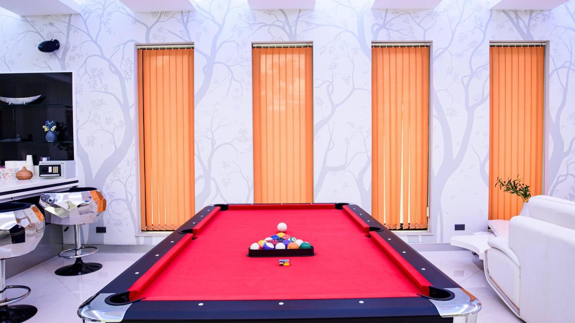 900m2 Near Walkstreet Luxury Pool * Pattaya