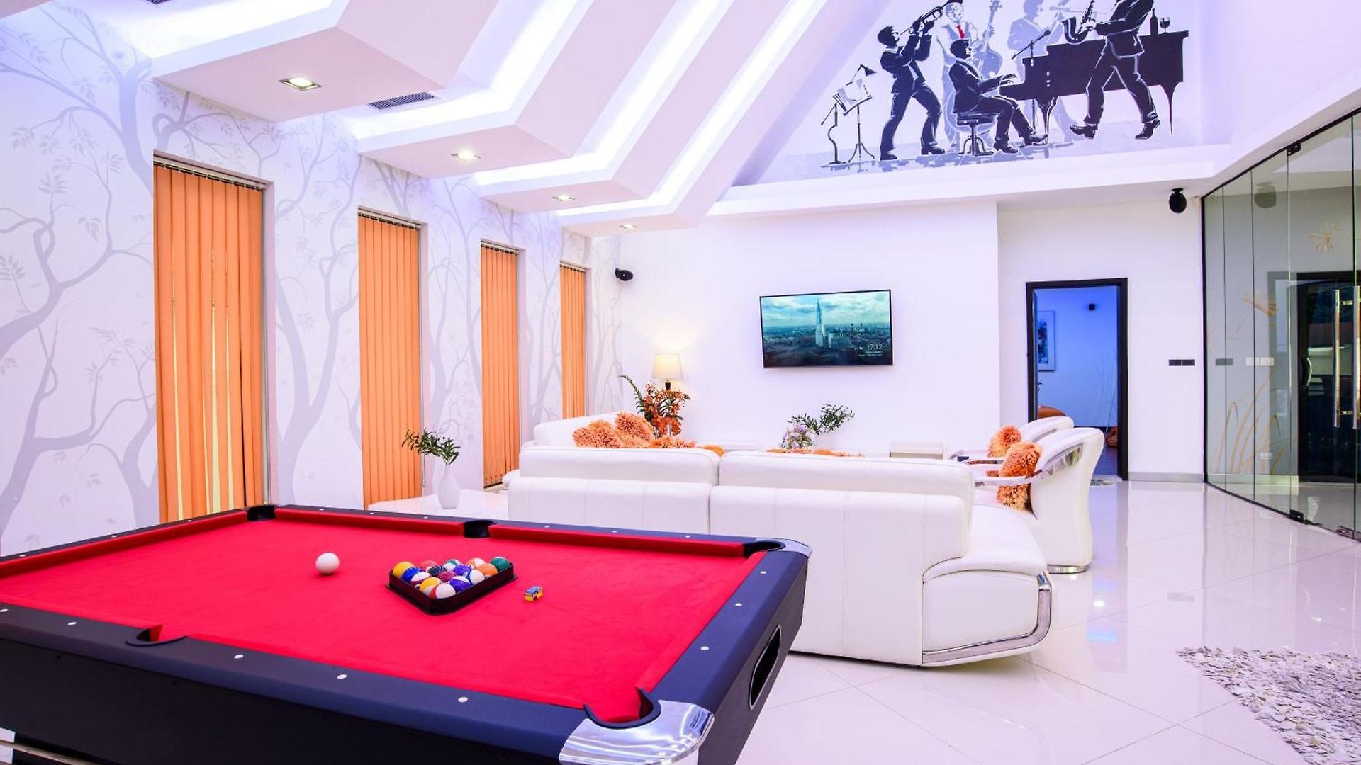 วิลล่า 900m2 Near Walkstreet Luxury Pool