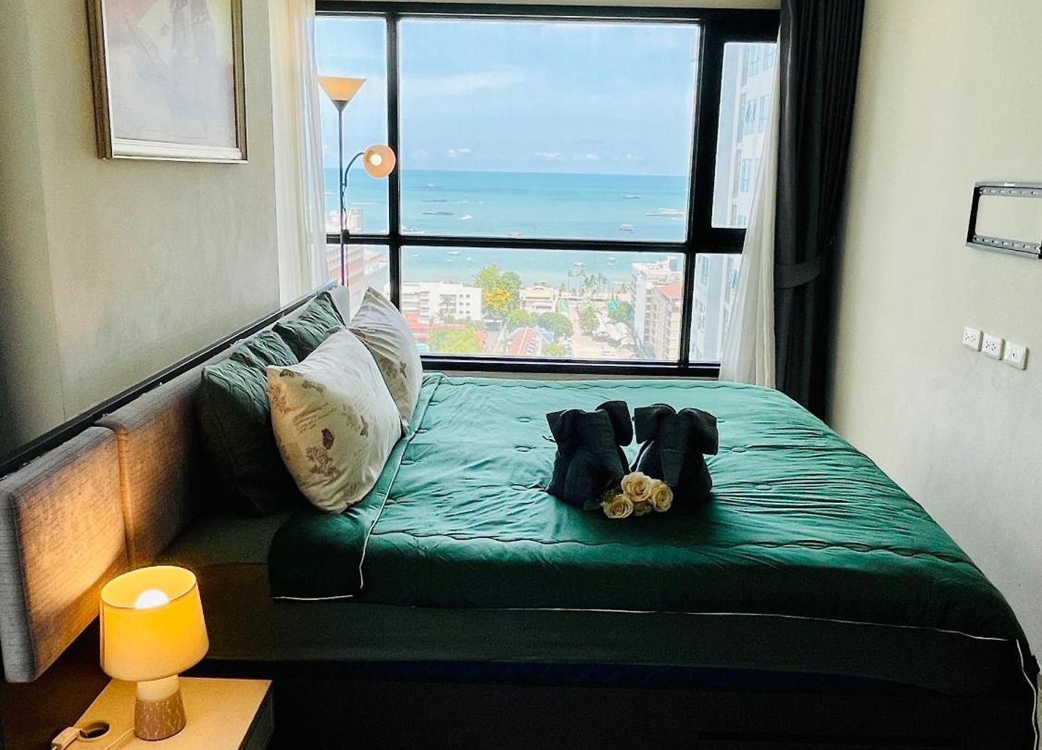 The Base 2 Bed 2 Bath By Pupu *