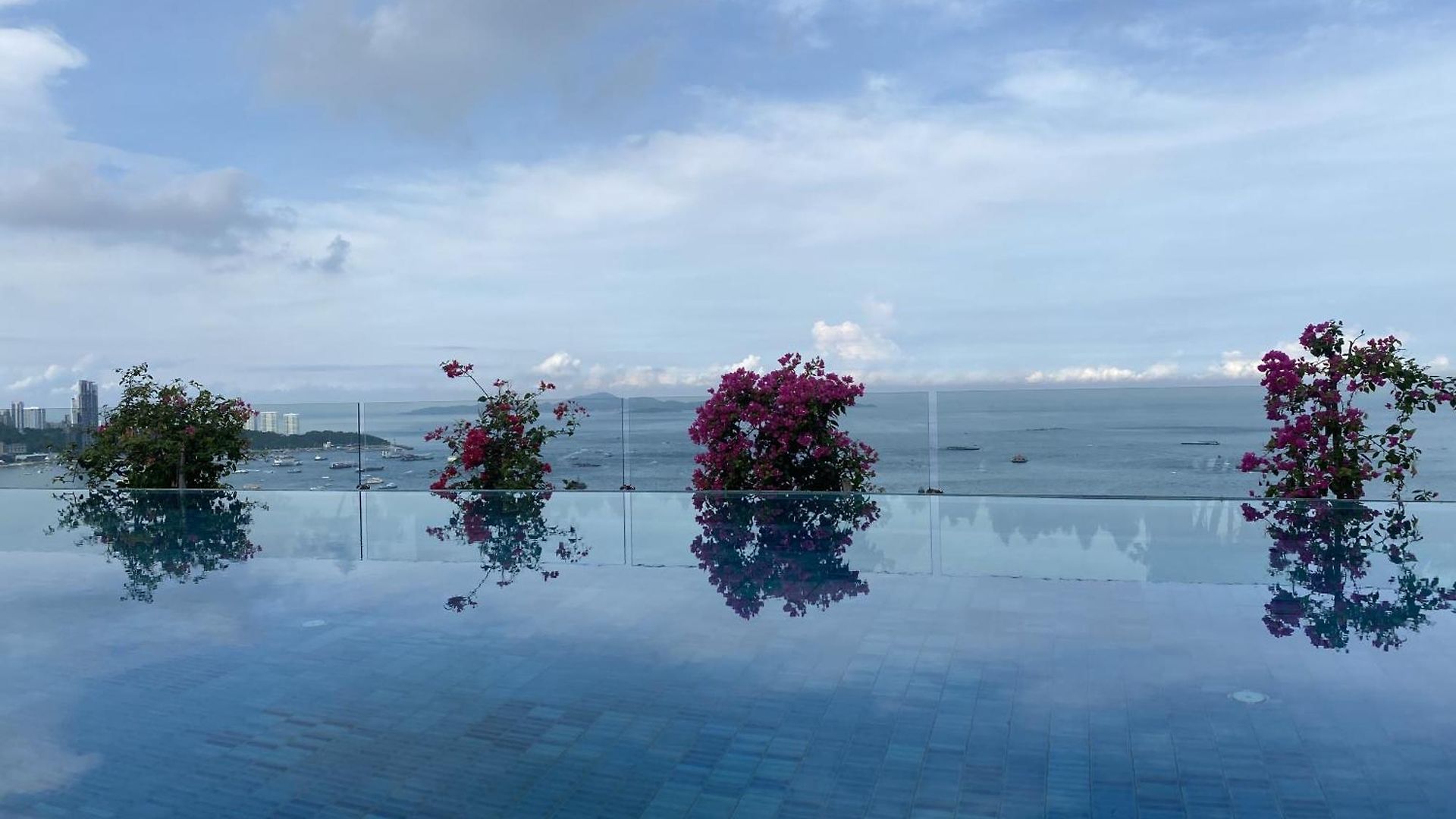 Centric Sea Pattaya中心海 Apartment Pattaya