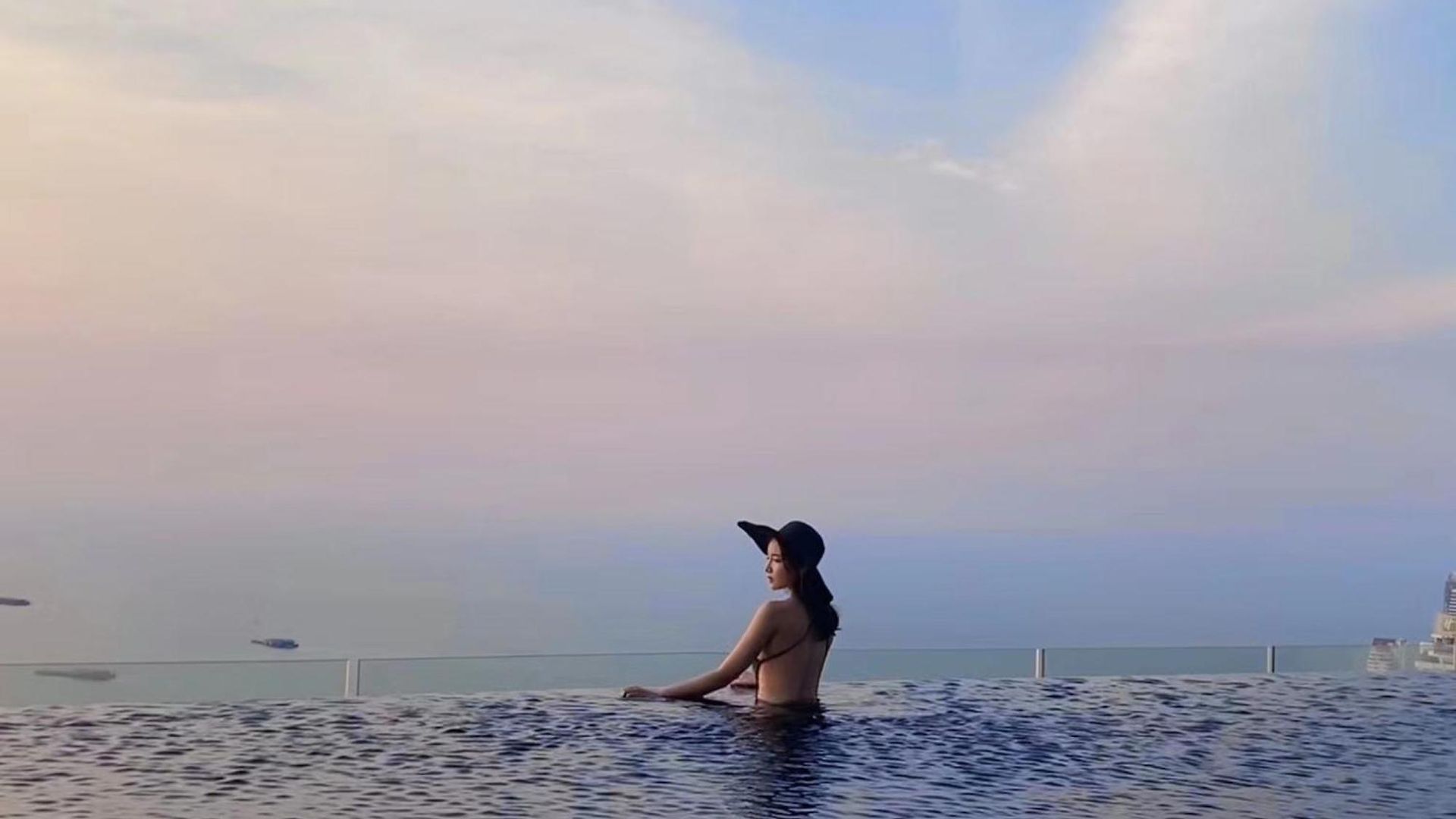 Apartment Centric Sea Pattaya中心海 *