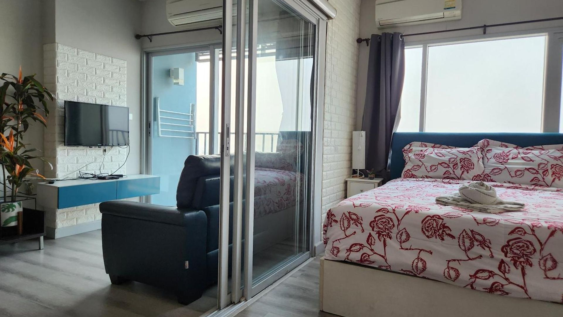 Apartment Centric Sea Pattaya中心海 Pattaya