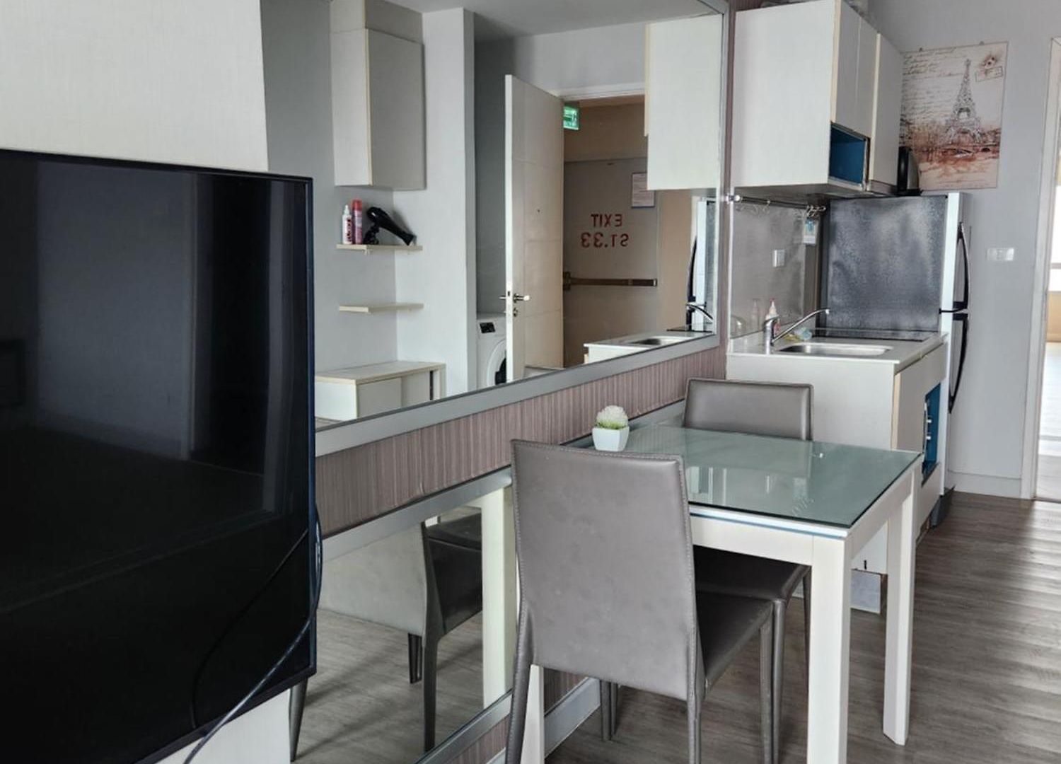 Apartment Centric Sea Pattaya中心海 *