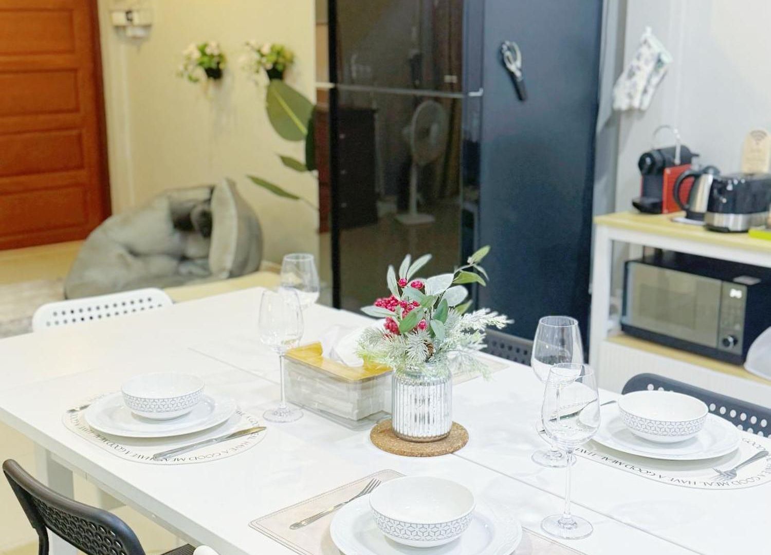 Sun And Moon House วิลล่า *