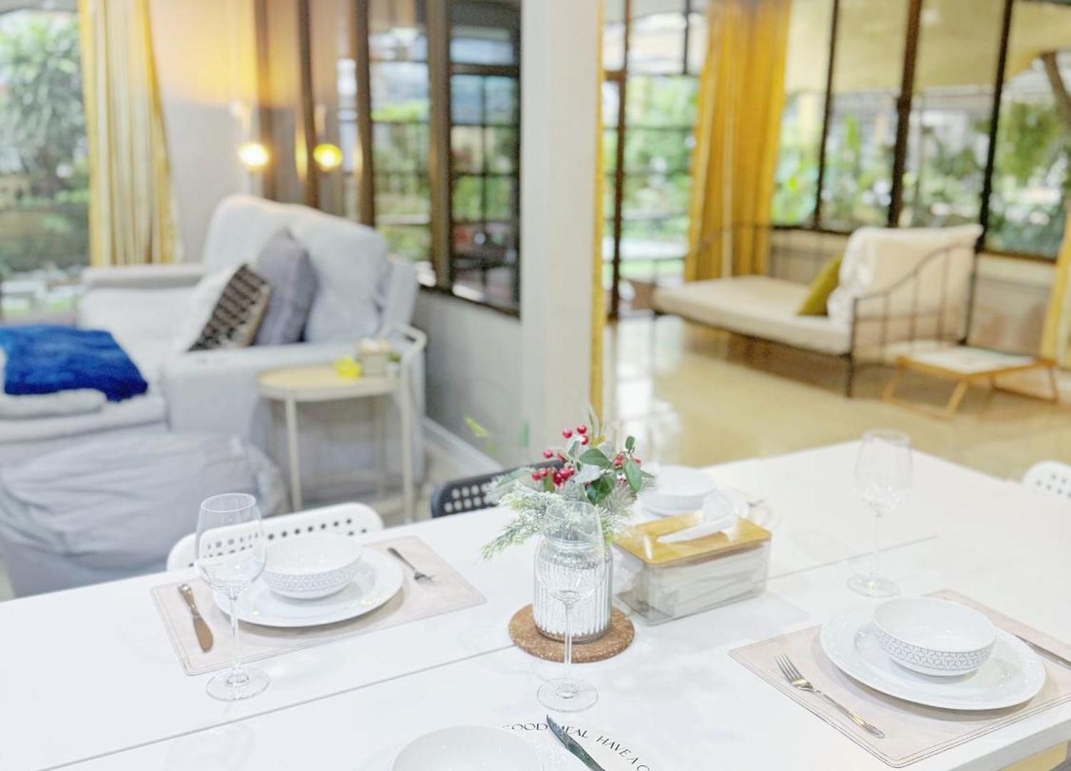 Sun And Moon House วิลล่า Pattaya