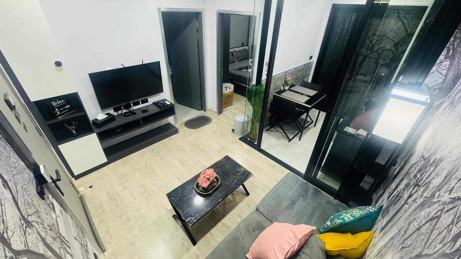 อพาร์ทเม้น Base Perfect Spot Seaview 23 Floor Pattaya