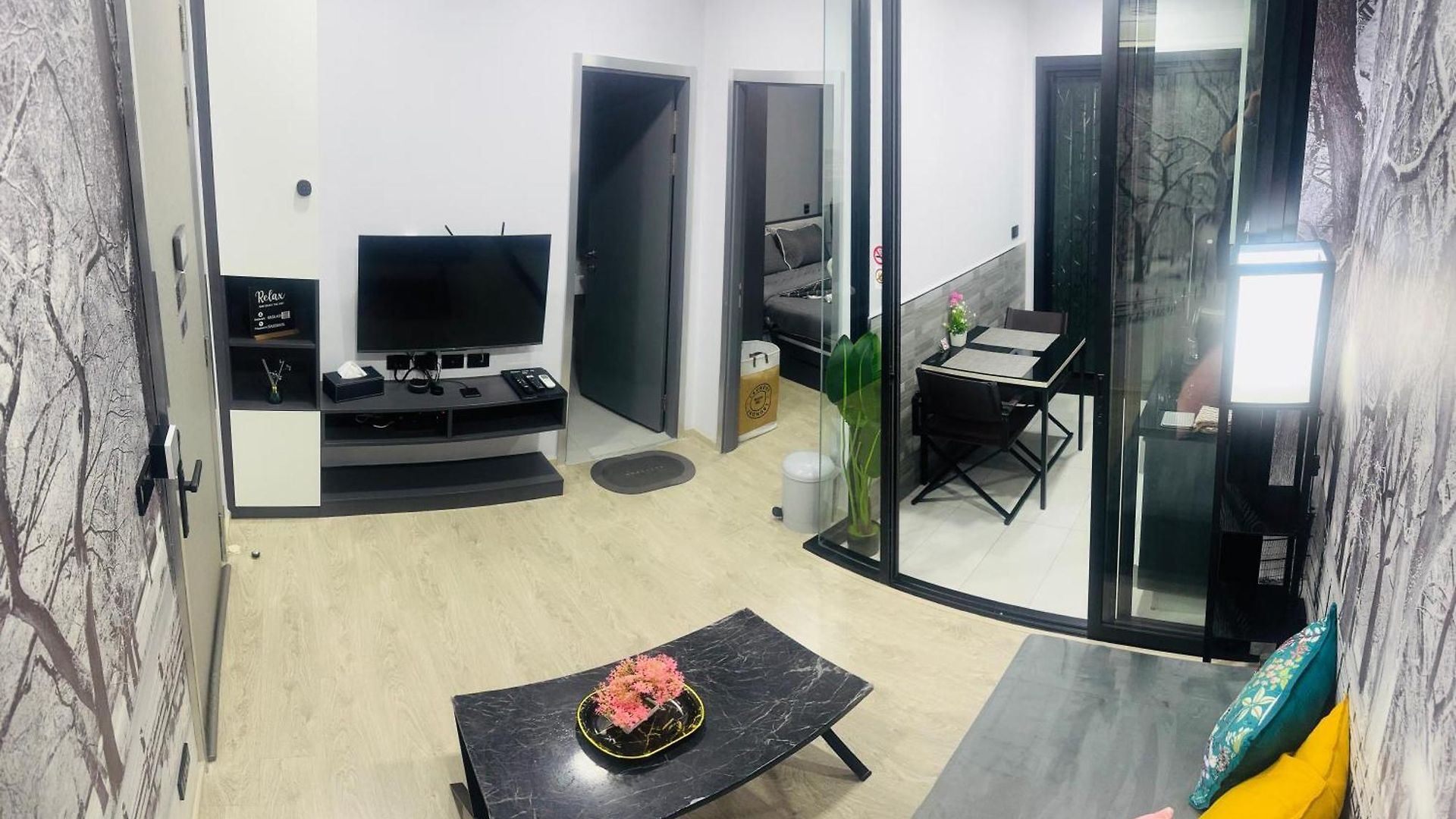 อพาร์ทเม้น Base Perfect Spot Seaview 23 Floor *
